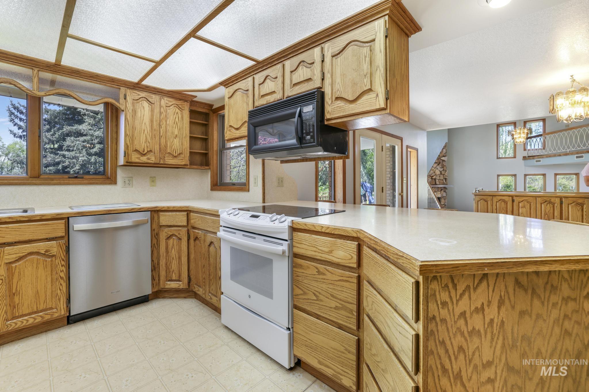 569 Spring Creek Rd Property Photo 20
