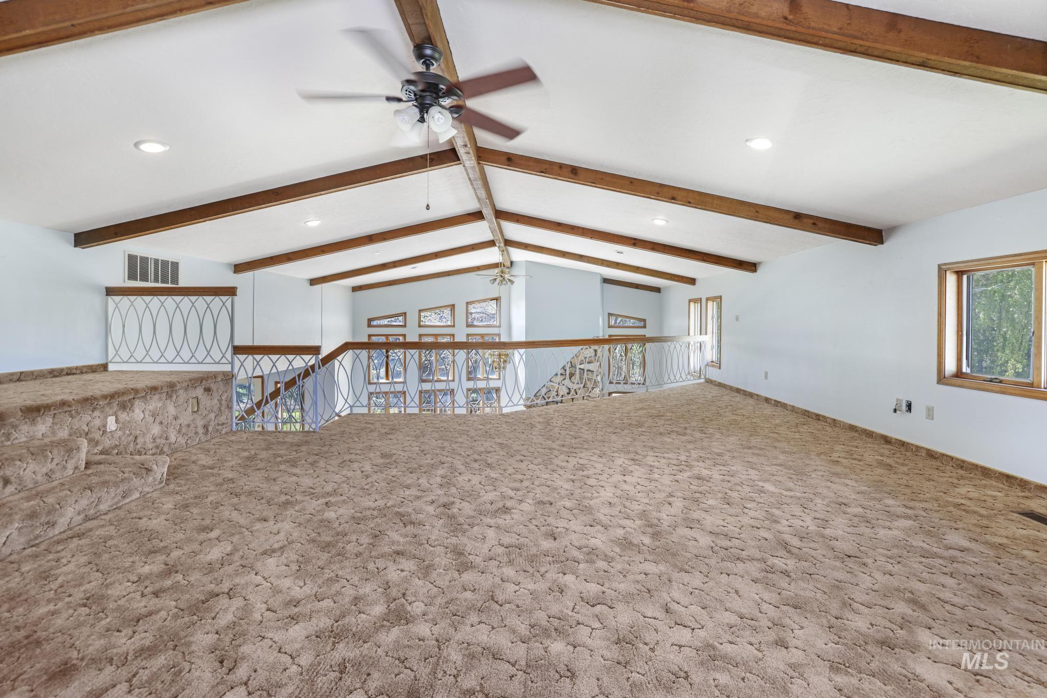 569 Spring Creek Rd Property Photo 23