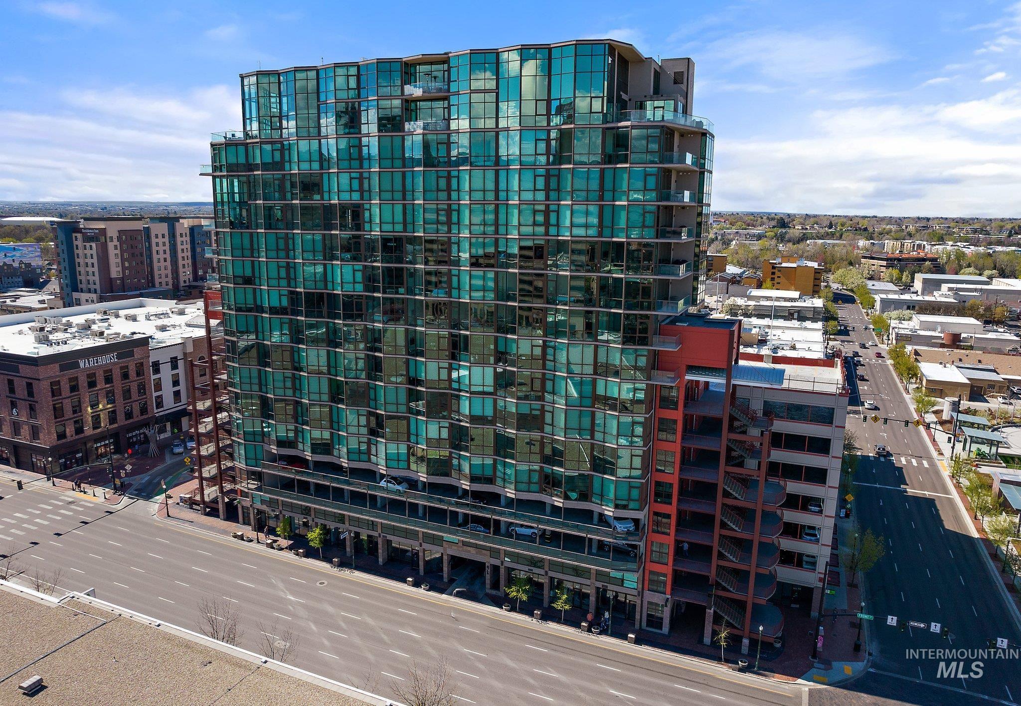 851 W Front Street