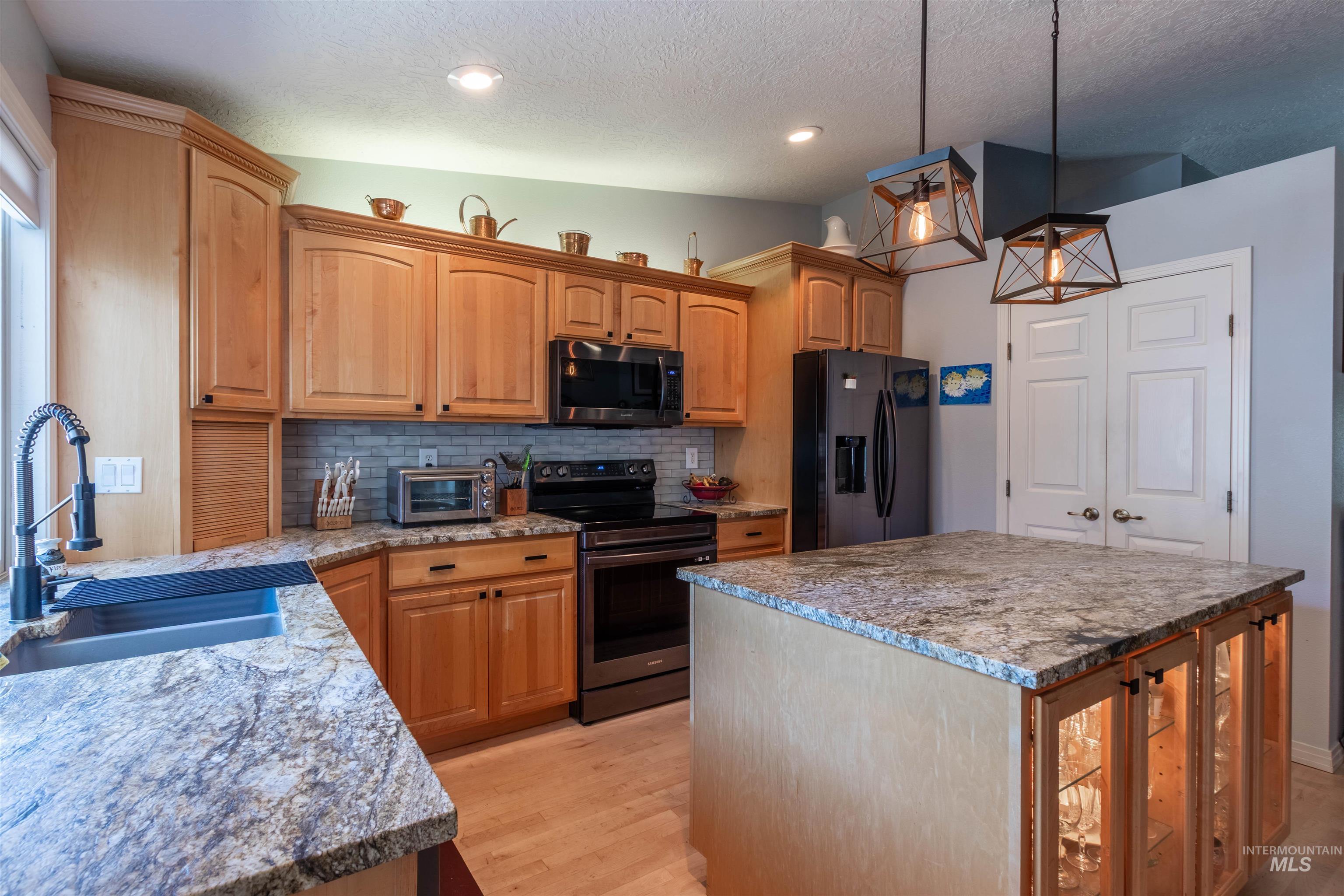 4023 N Bayou Ln Property Photo 18