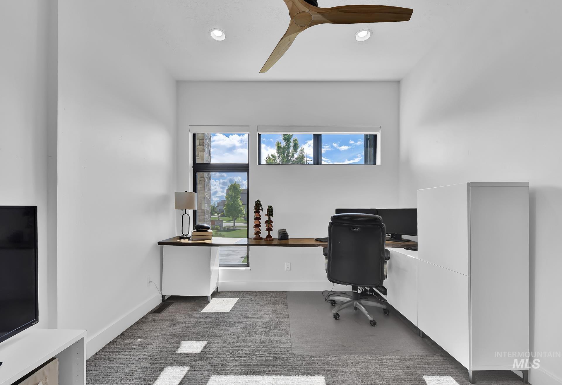 6553 S Pemberley Way Property Photo 11
