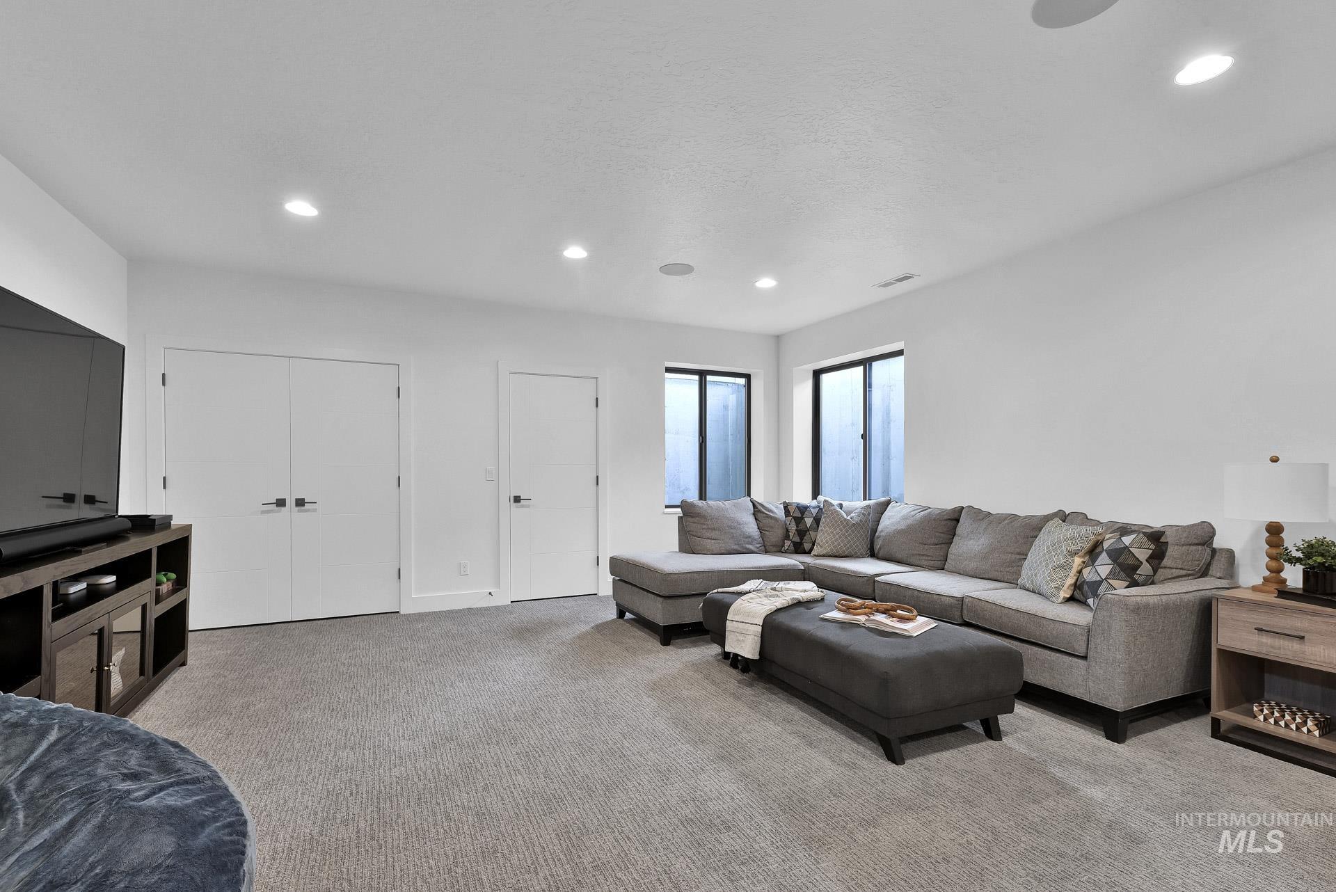 6553 S Pemberley Way Property Photo 31