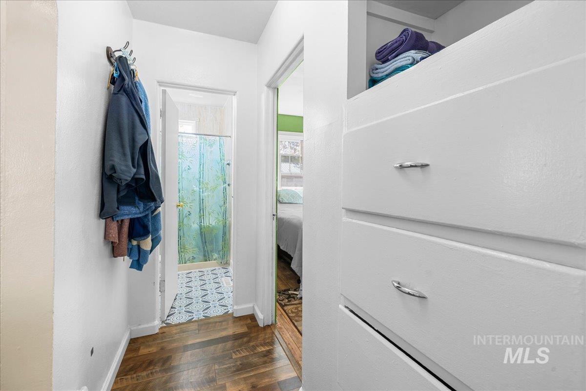 720 4th N Property Photo 11