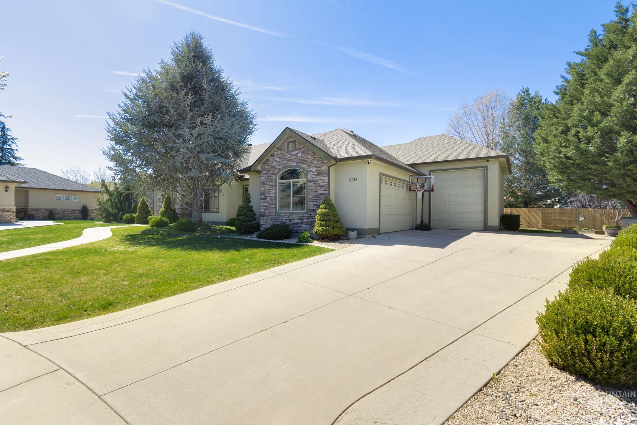 5139 N Brookfield Pl Property Photo 4