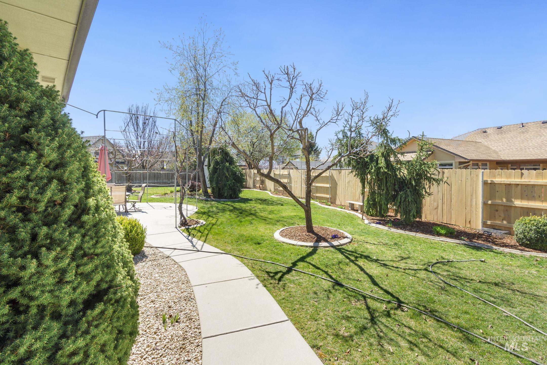 5139 N Brookfield Pl Property Photo 7