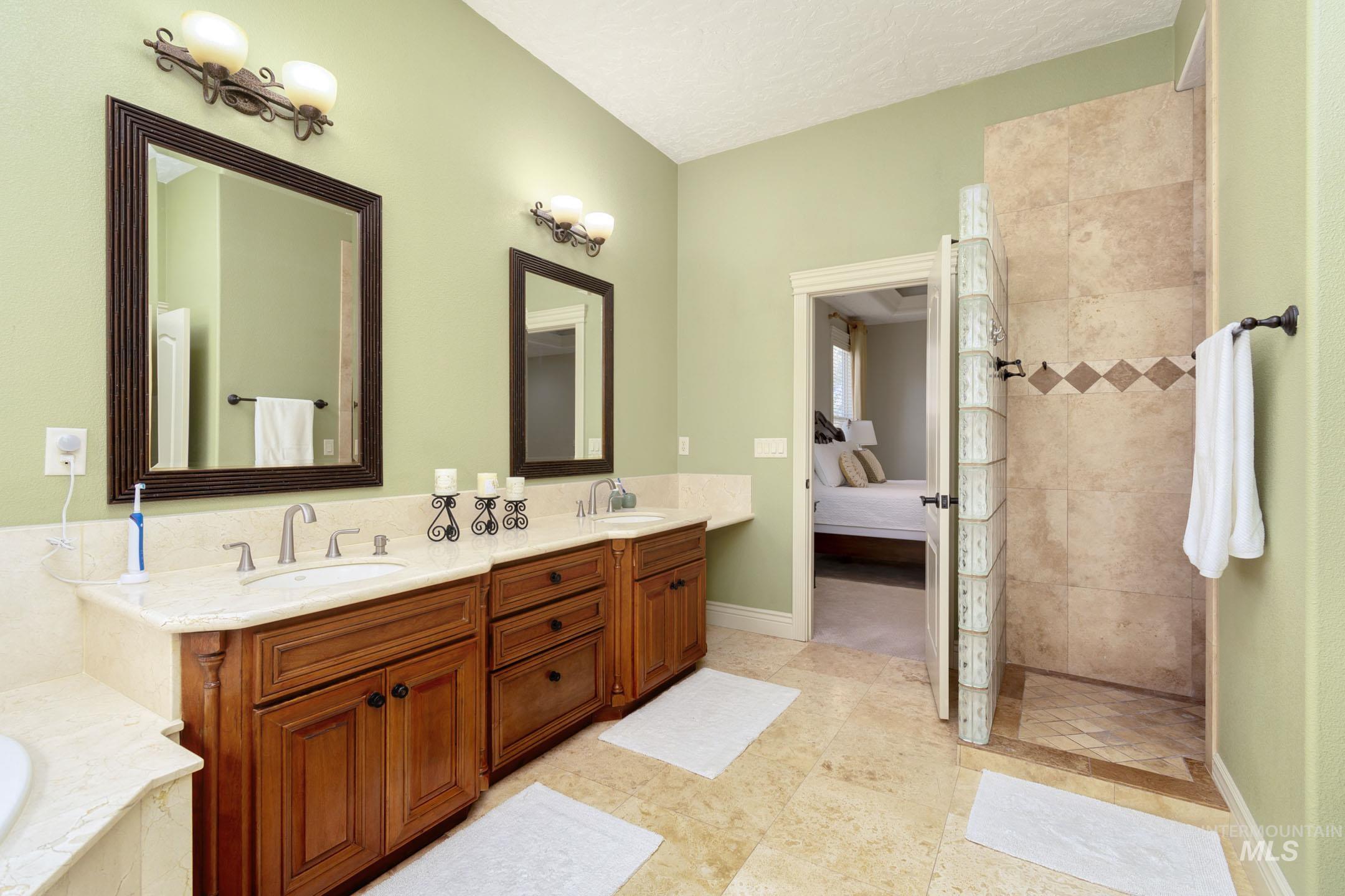 5139 N Brookfield Pl Property Photo 32