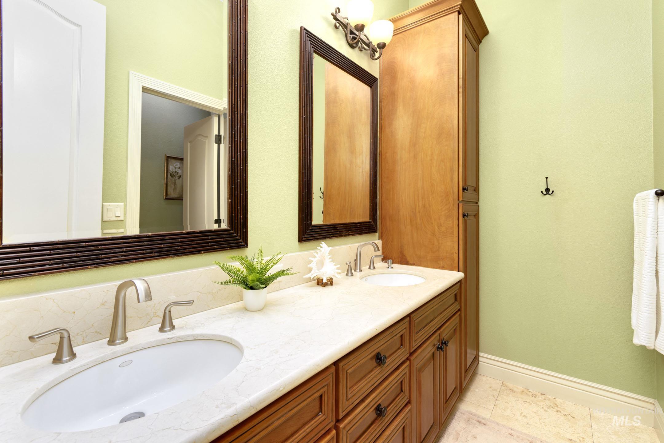 5139 N Brookfield Pl Property Photo 33