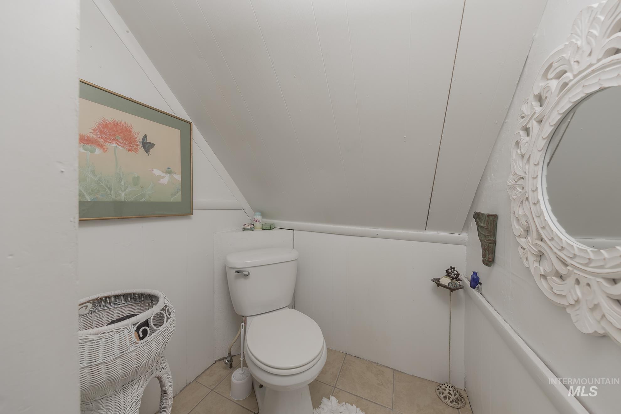 303 Illinois Ave Property Photo 22
