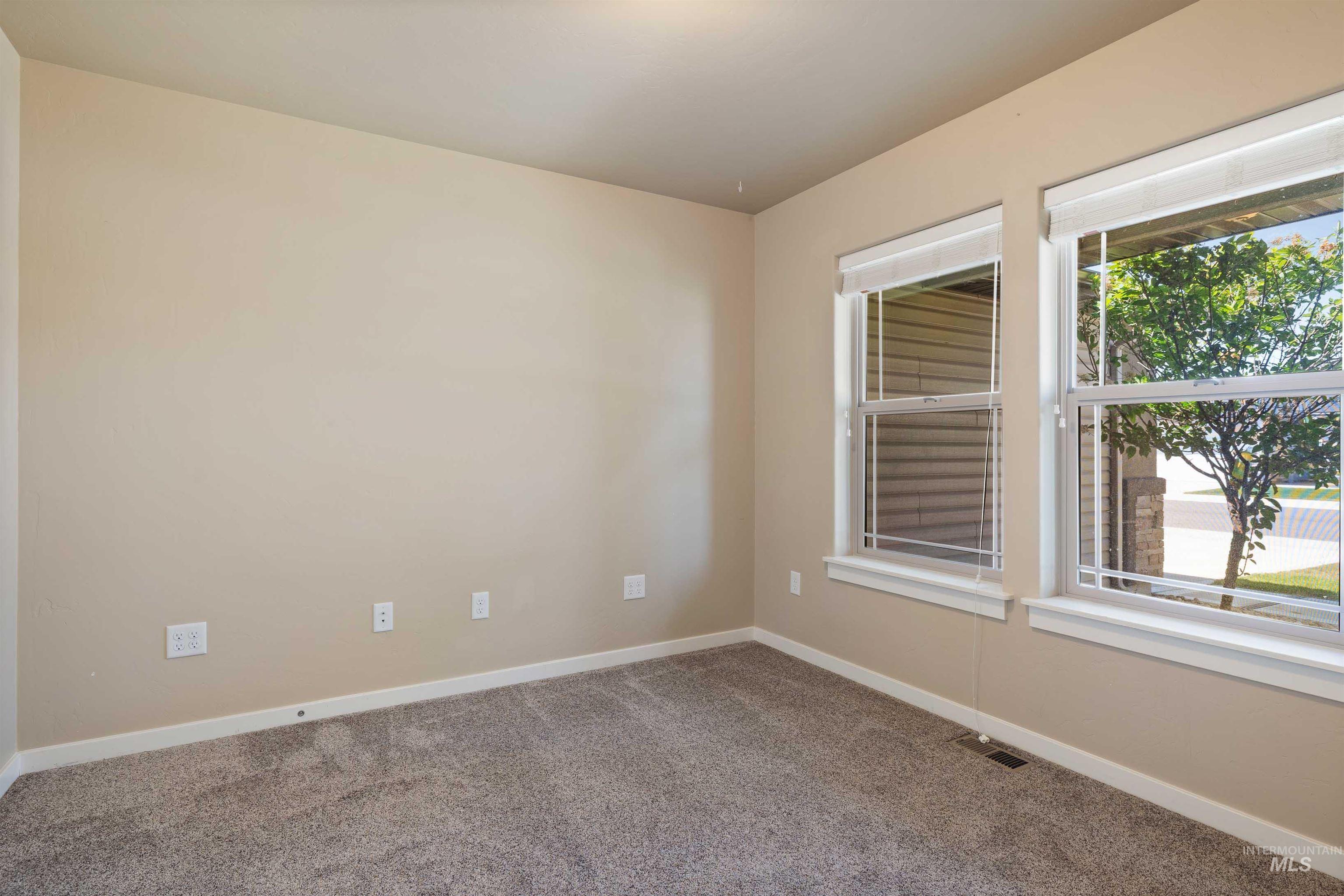 2448 Village Street Property Photo 27