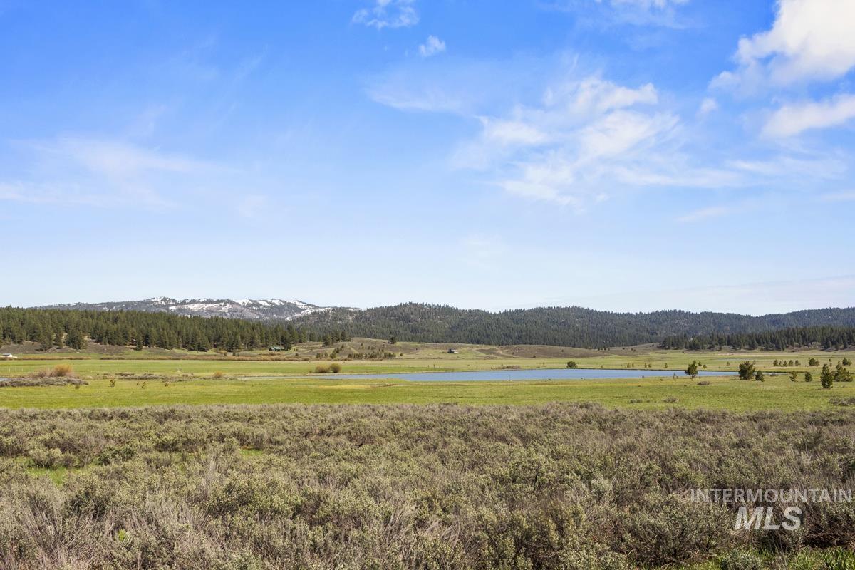 L18 B2 Wilderness Lake Road Property Photo 6