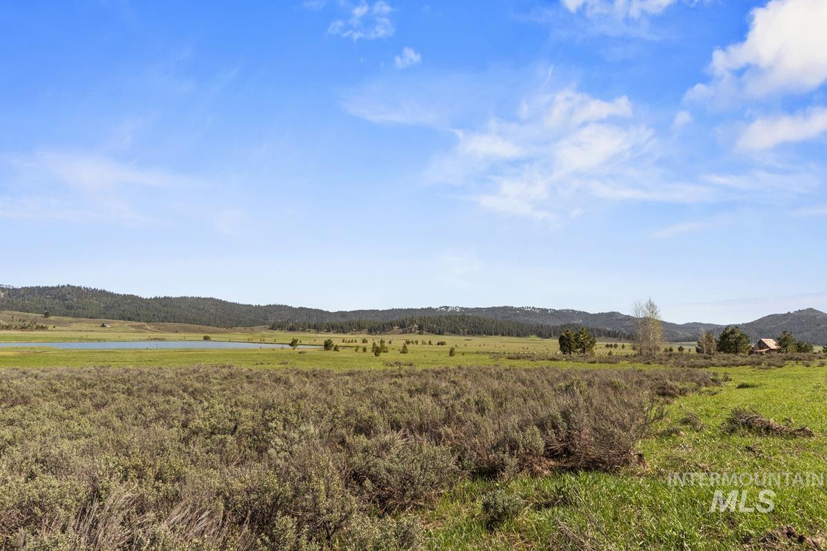 L18 B2 Wilderness Lake Road Property Photo 7