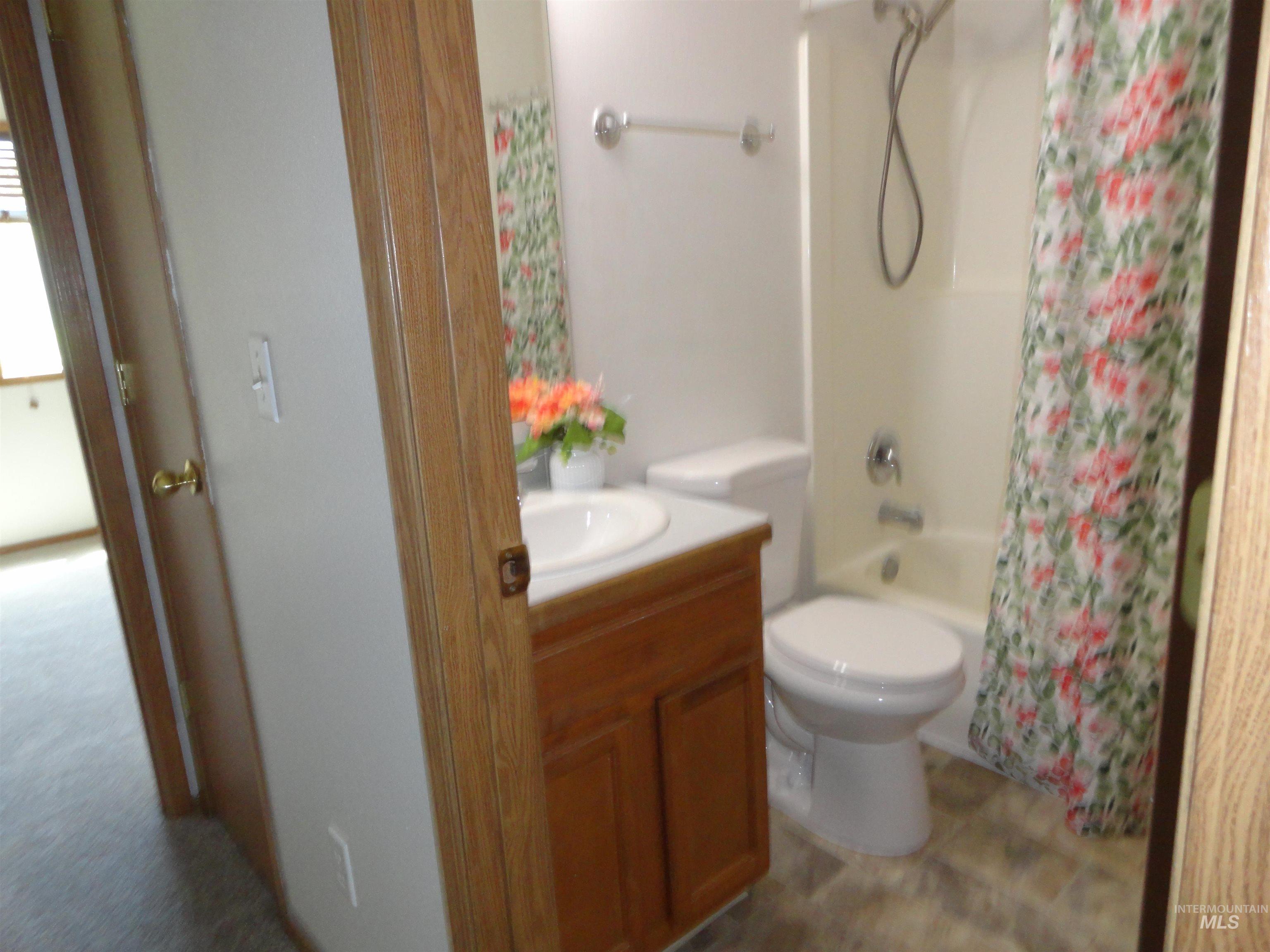 909 W Oakmont Av Property Photo 12