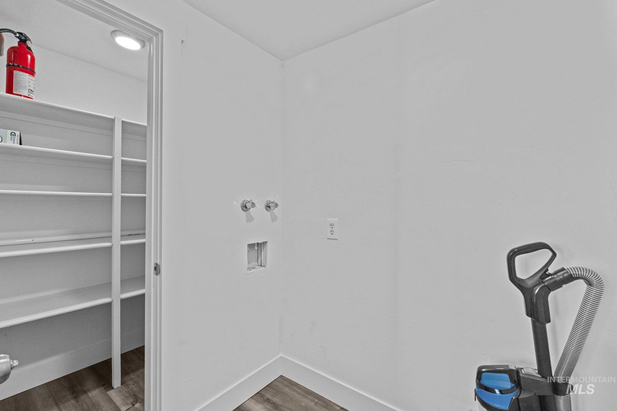 4660 Hawthorne Rd Property Photo 13