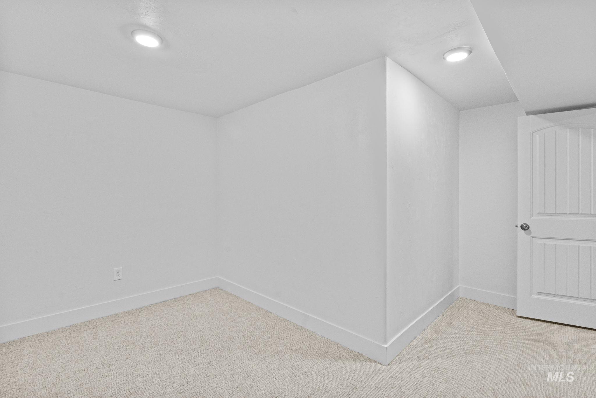 4660 Hawthorne Rd Property Photo 39