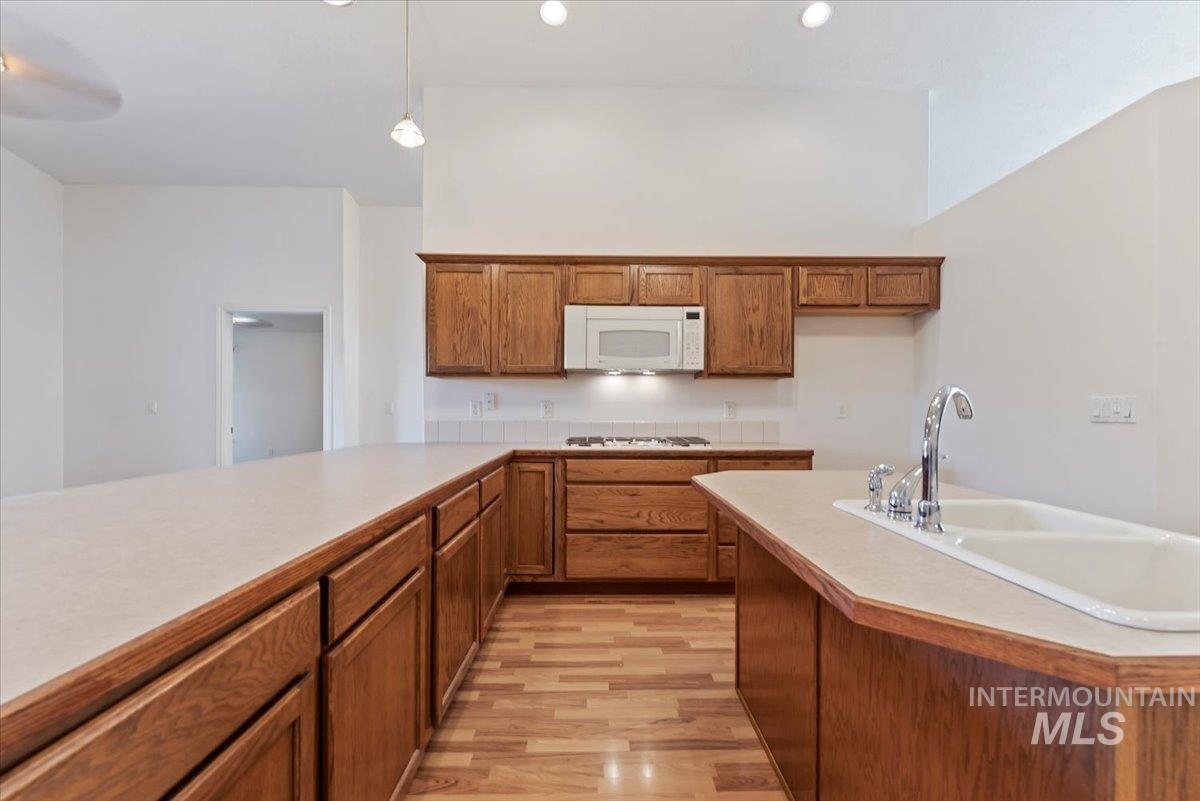 344 W Birmingham Property Photo 11
