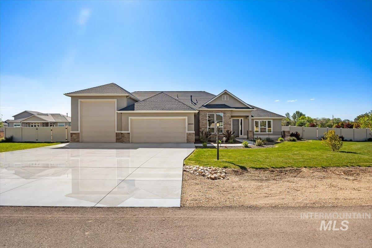 24825 Sienna Glenn St