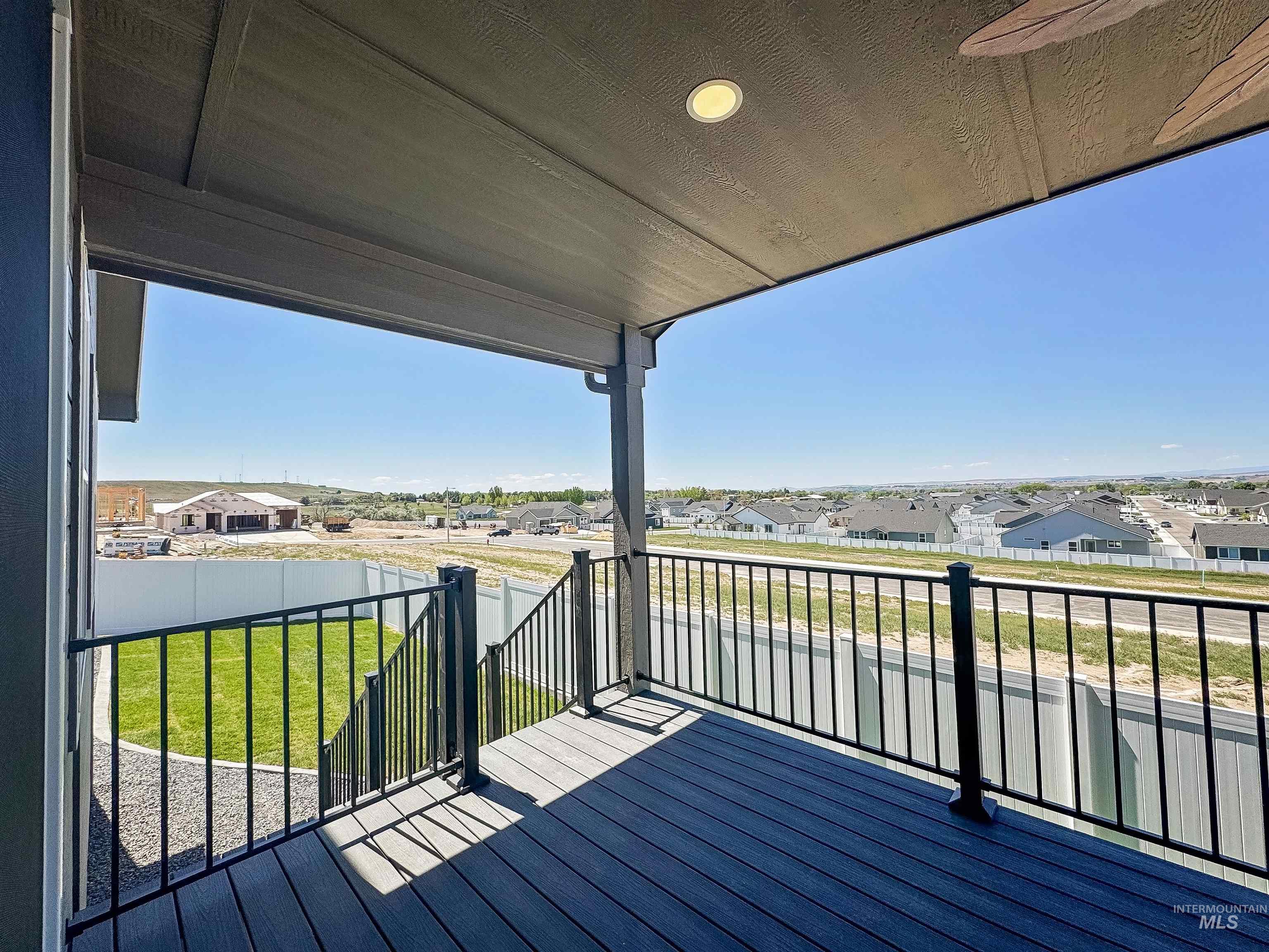 755 Pinehurst St. Property Photo 9