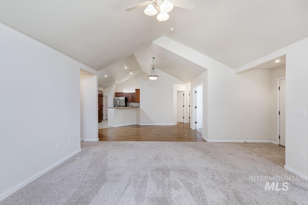 1520 N Mckinney Ln Property Photo 8