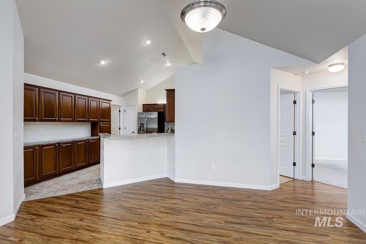 1520 N Mckinney Ln Property Photo 13