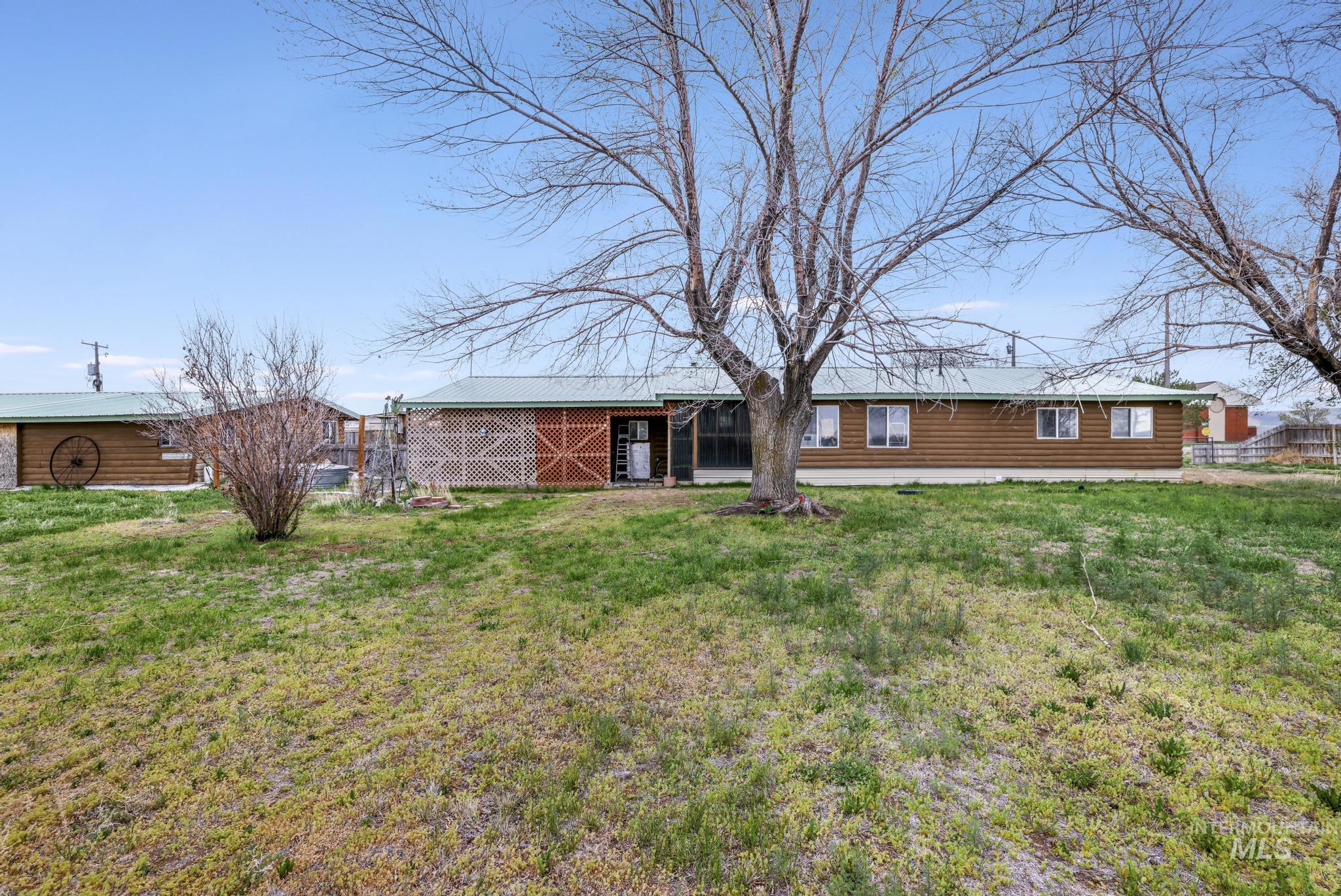 2721 Highway 93 Property Photo 35