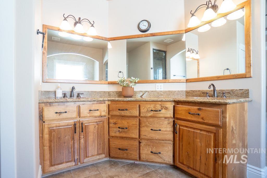 4501 E Thomas Mill Dr Property Photo 26