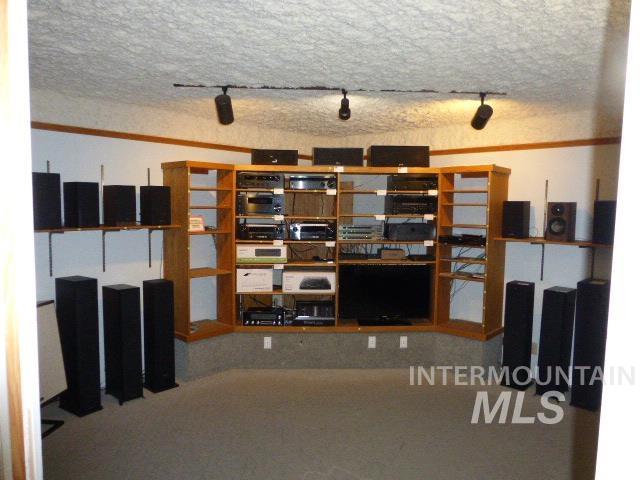 1730 Kimberly Road Property Photo 8