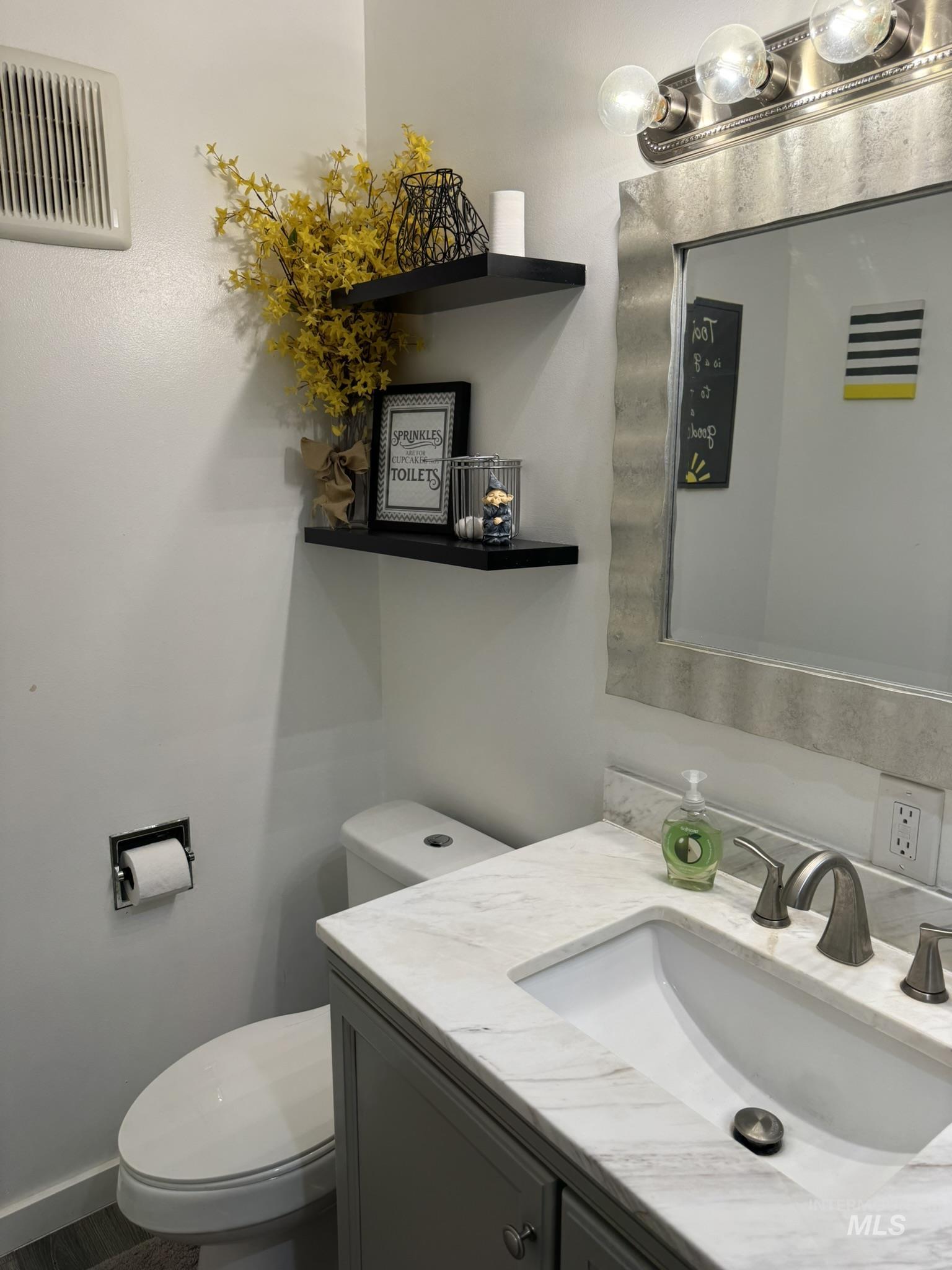 1410 California Street Property Photo 23