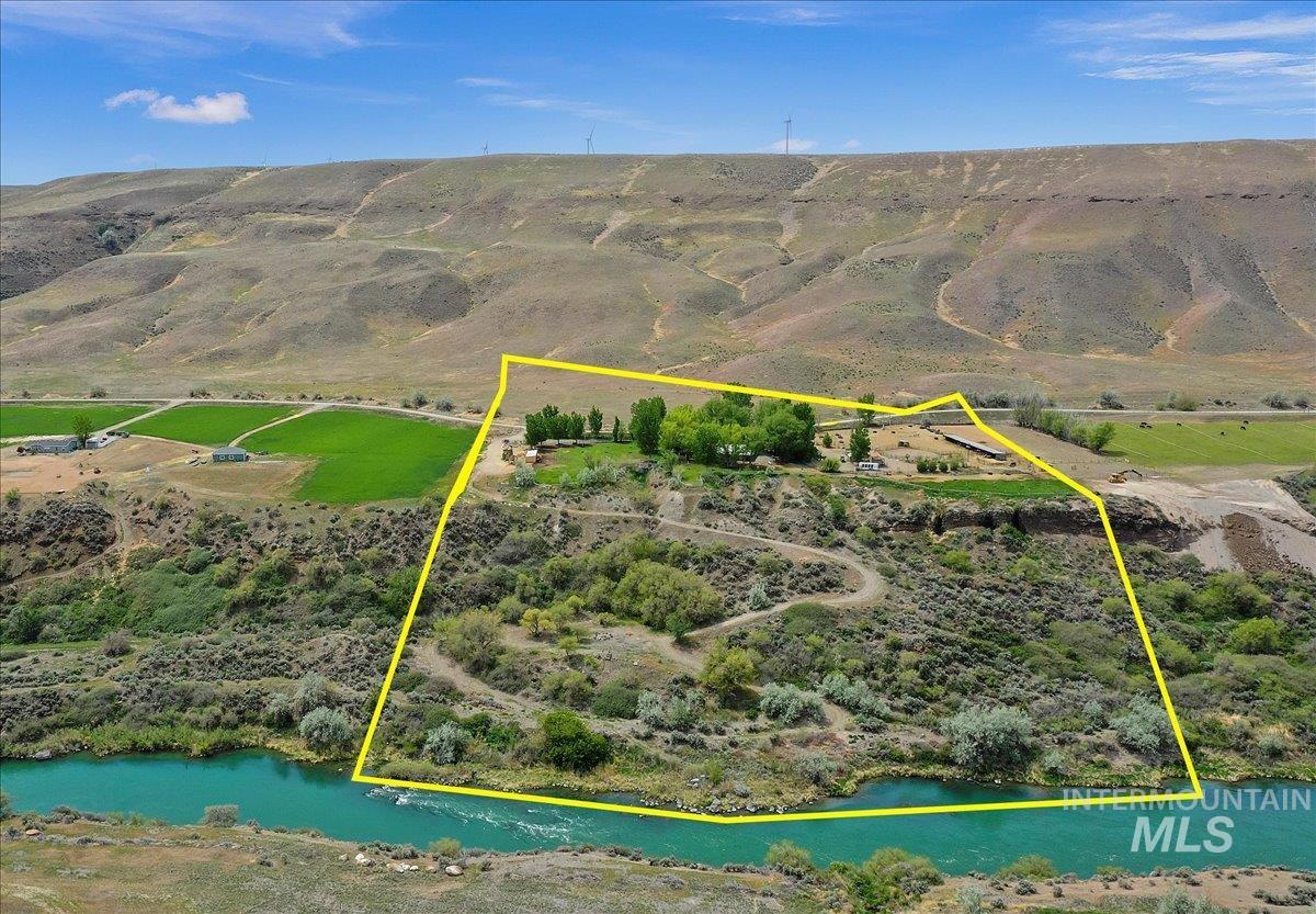 6252 King Hill Canal Road Property Photo