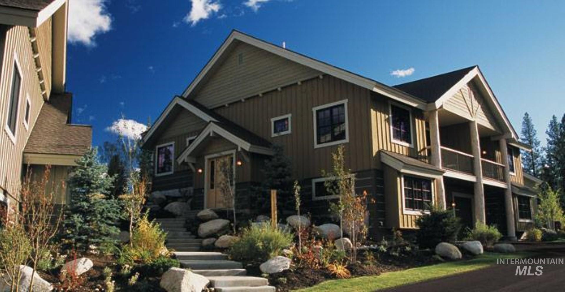 1349 Hearthstone Court Property Photo 3
