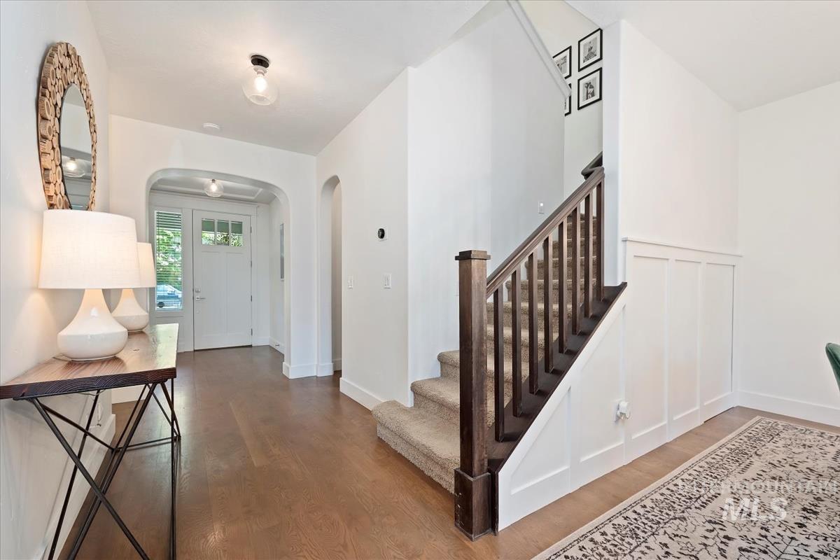 3023 E Tusa Street Property Photo 6