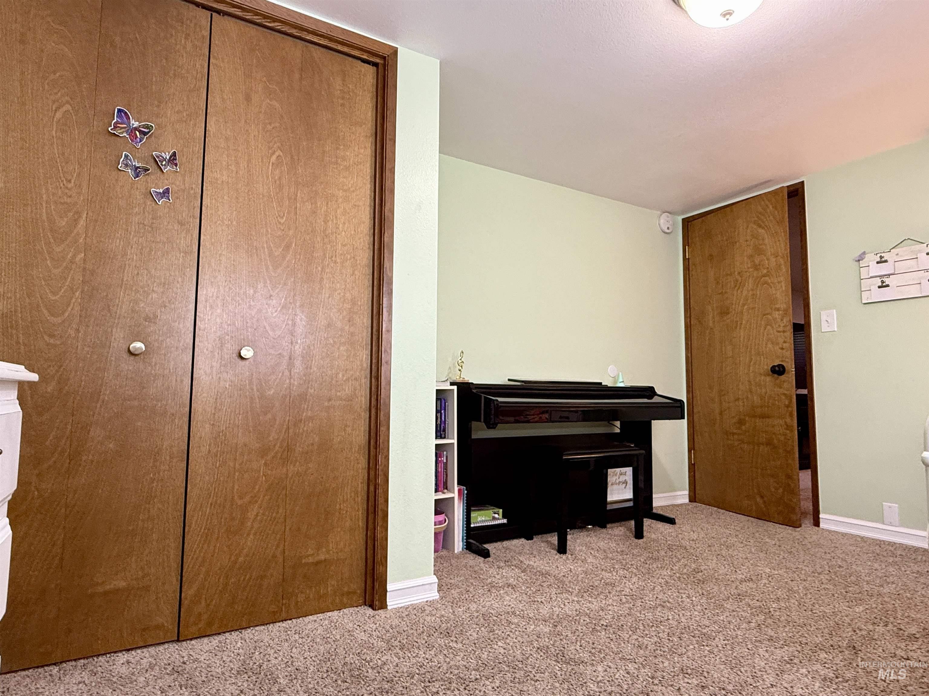 610 Burrell Dr Property Photo 37