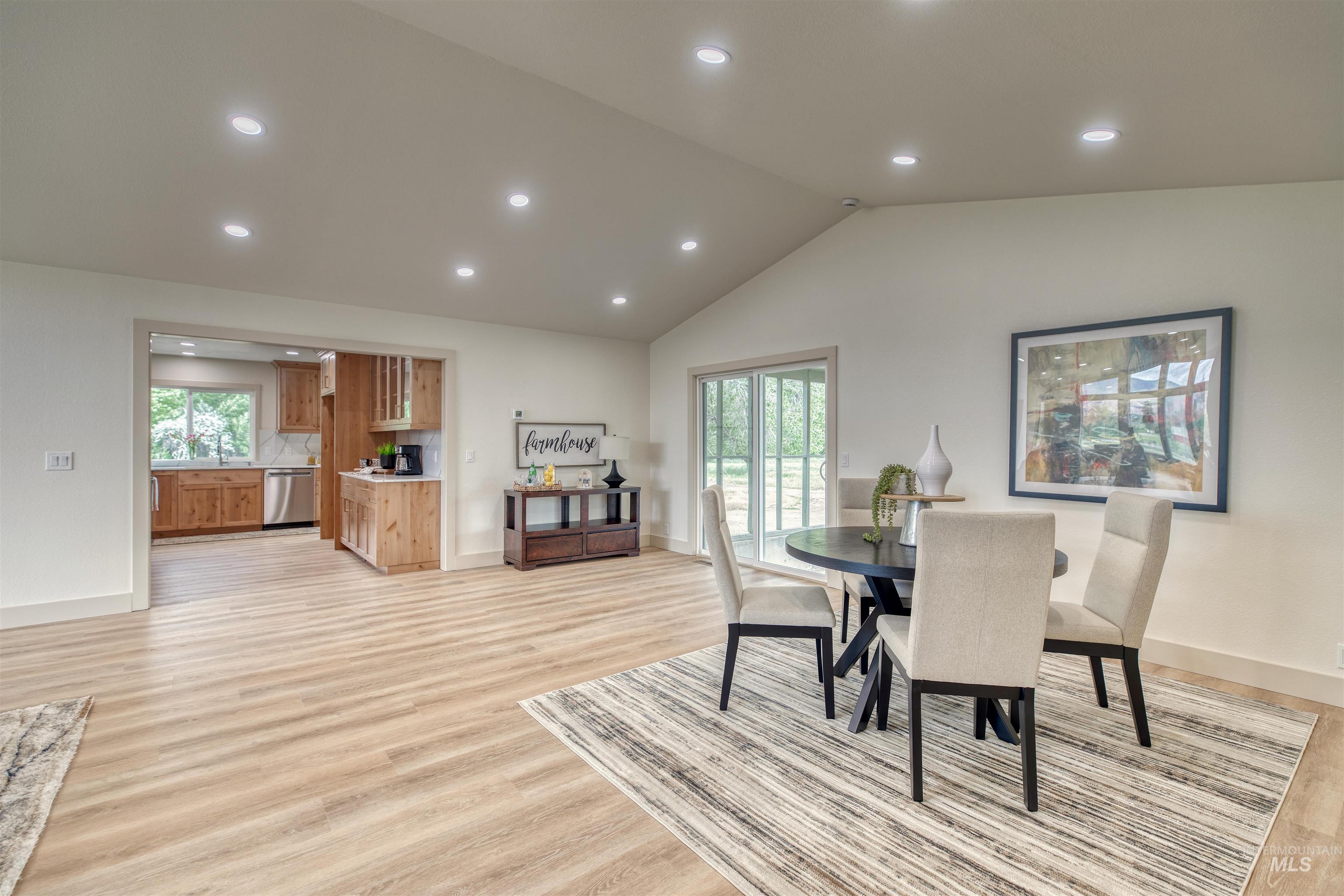 3131 Fuller Rd Property Photo 20