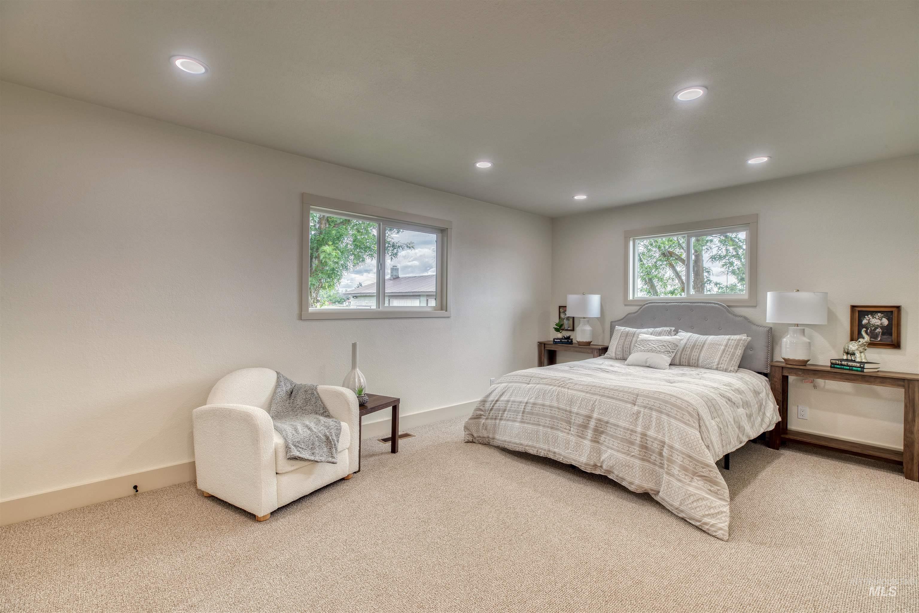 3131 Fuller Rd Property Photo 24