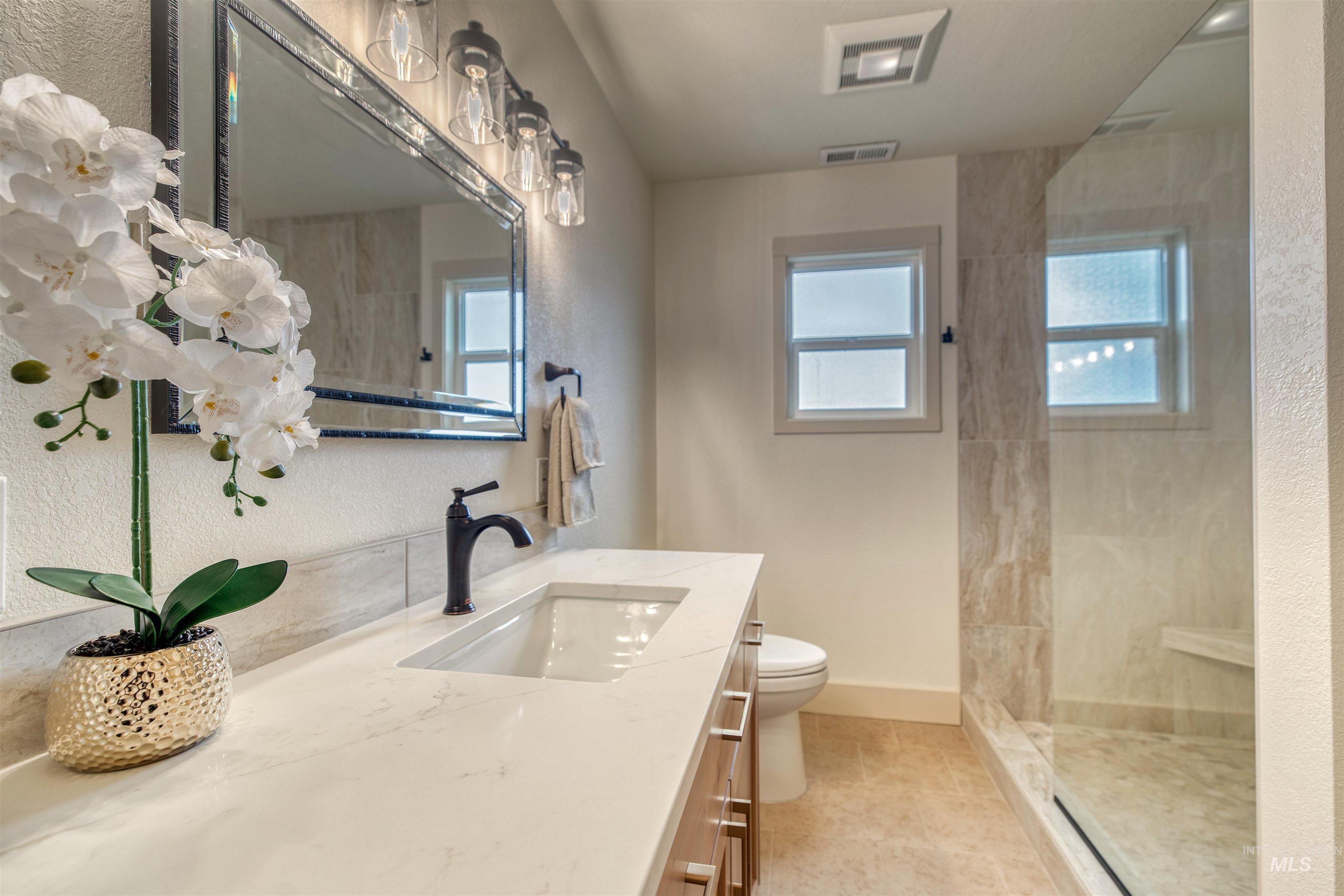 3131 Fuller Rd Property Photo 25