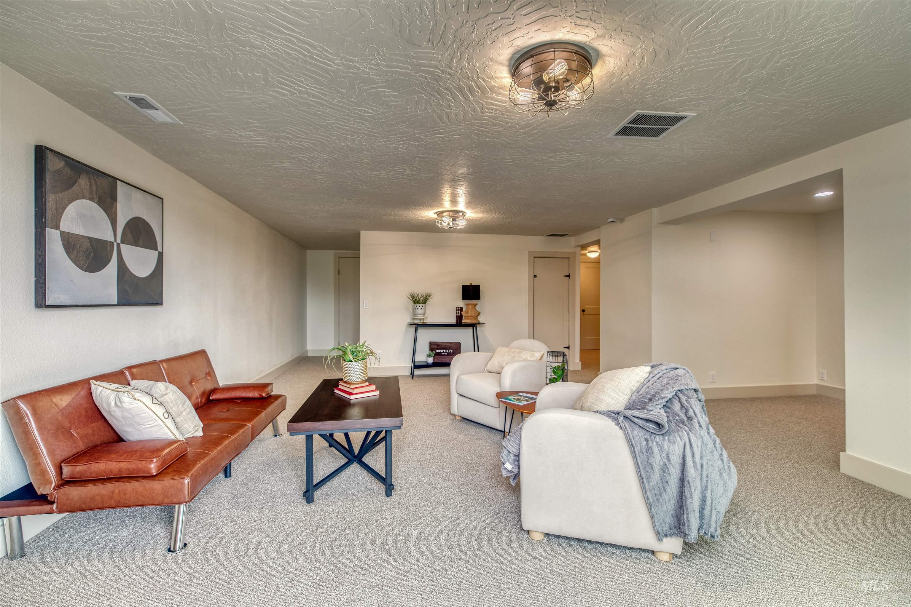 3131 Fuller Rd Property Photo 29