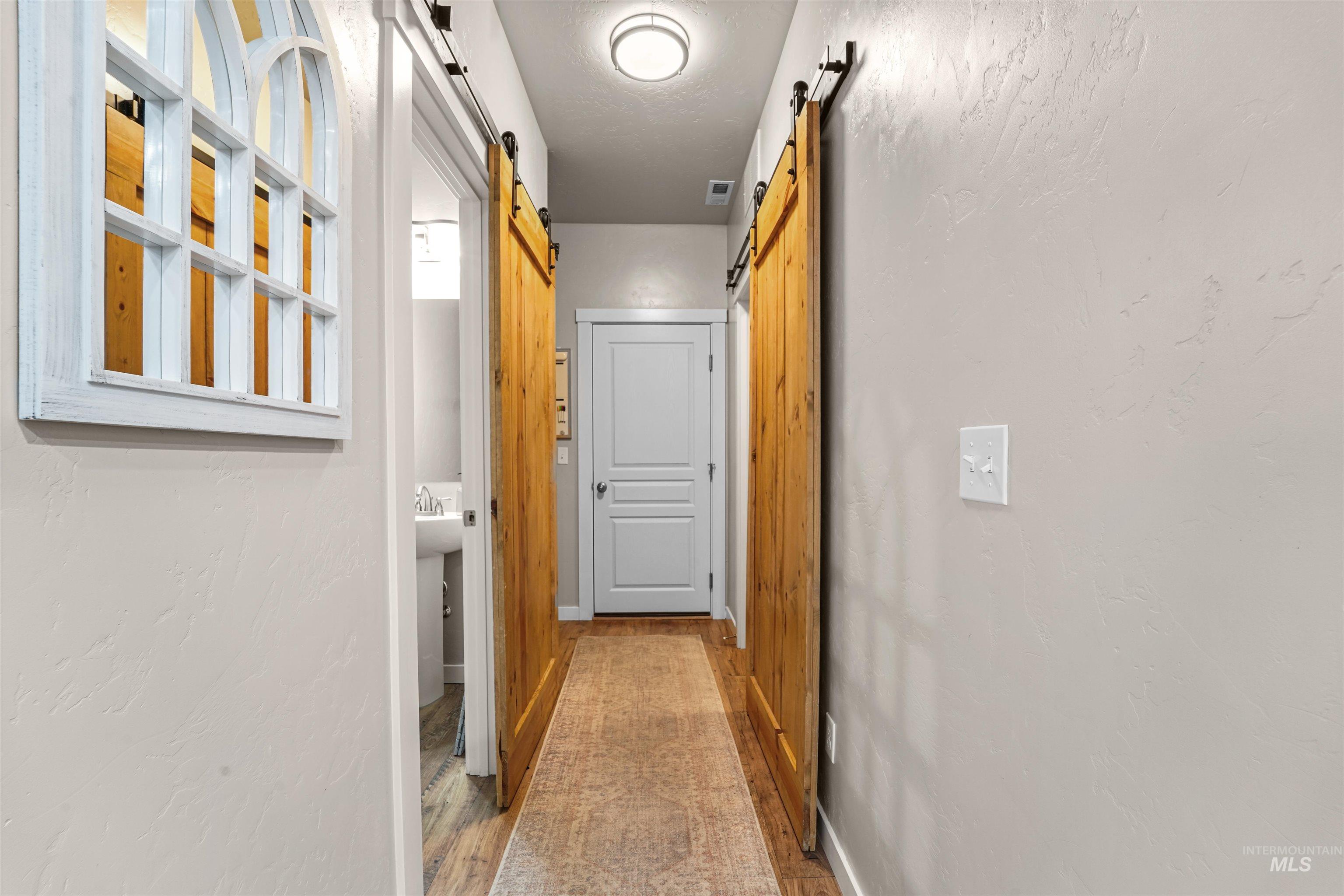 963 W. Parkstone St. Property Photo 17