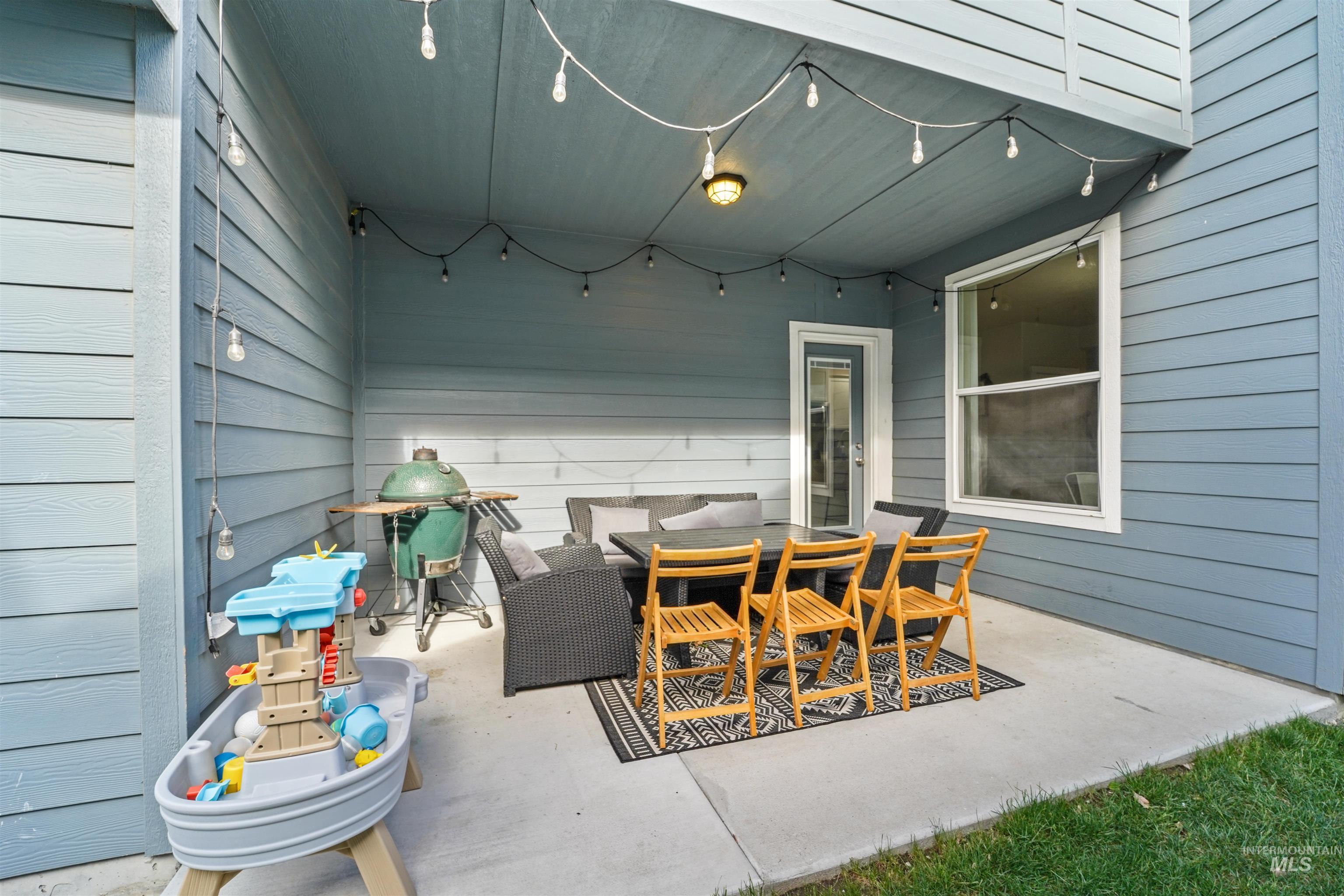 963 W. Parkstone St. Property Photo 29