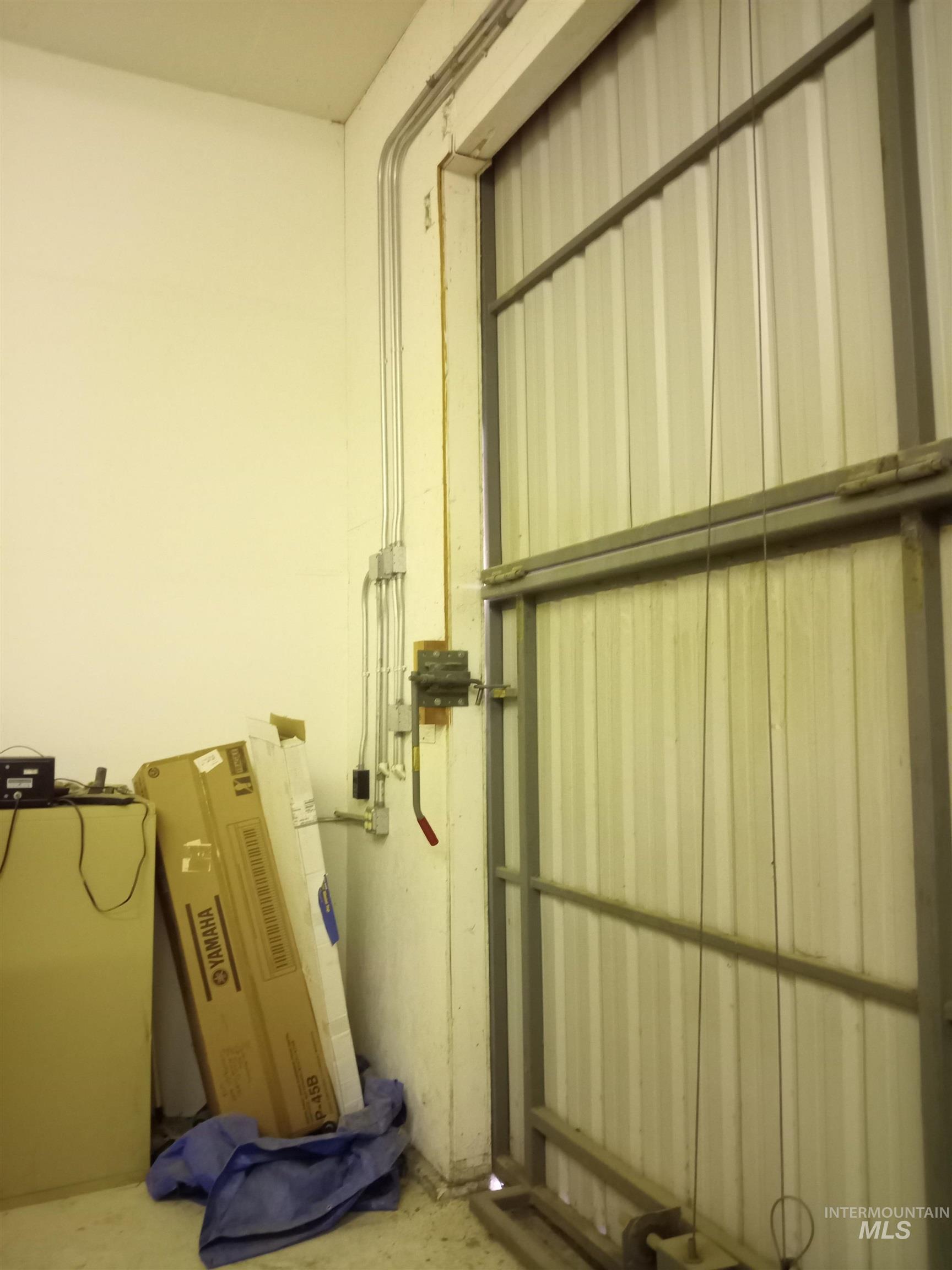4321 Aviation Way Property Photo 6