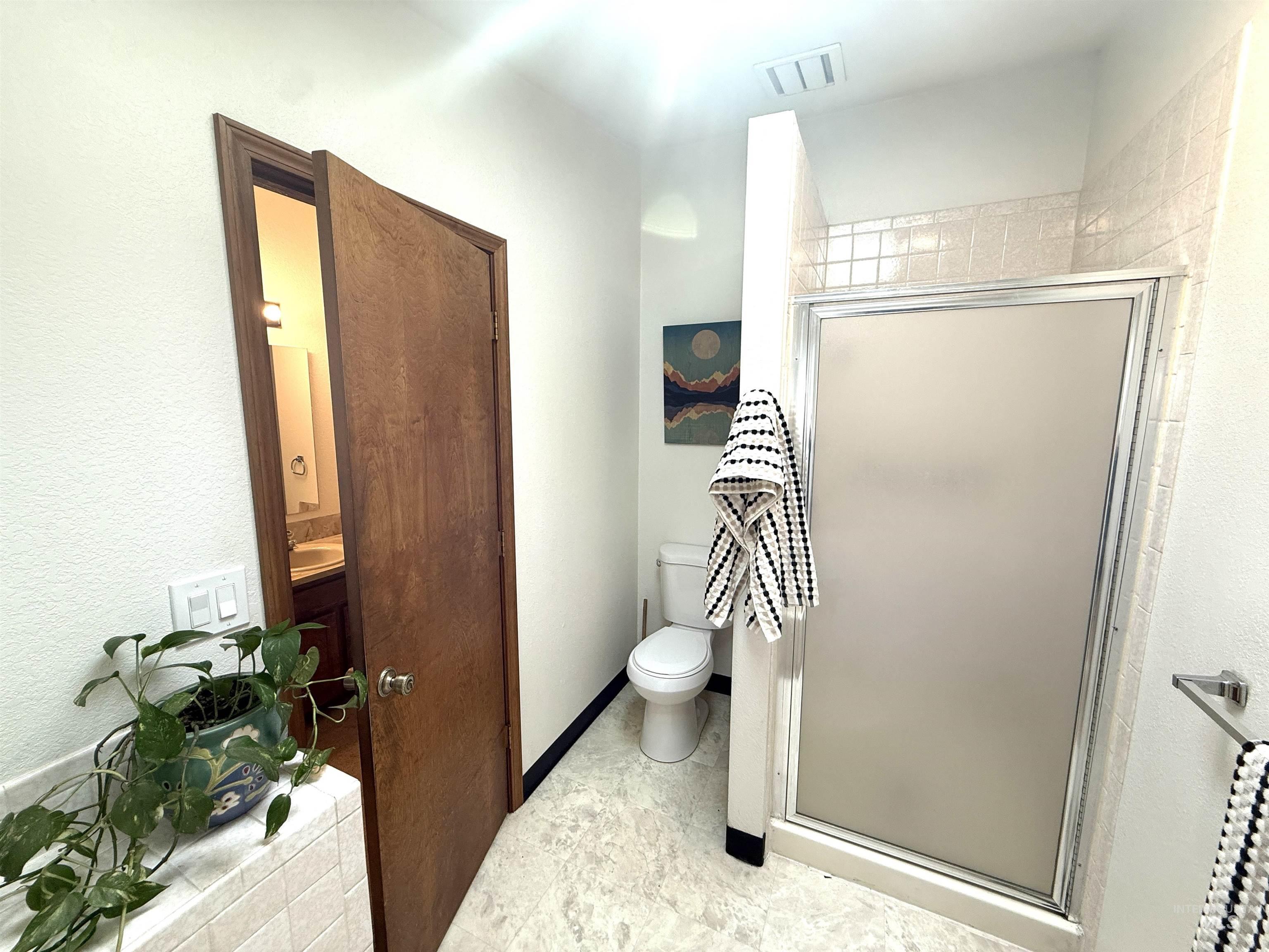 3809 W Kootenai Property Photo 14