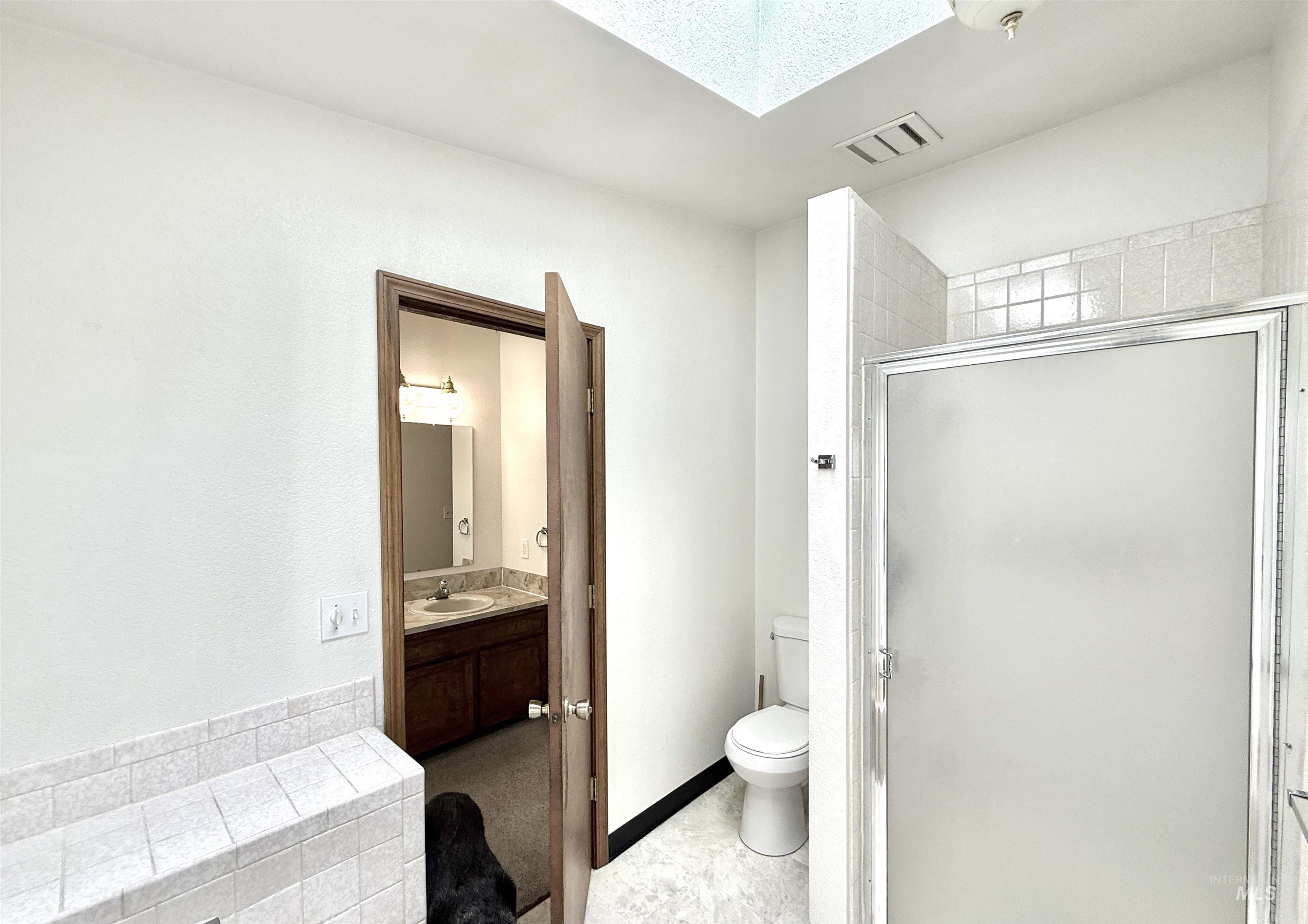 3809 W Kootenai Property Photo 16