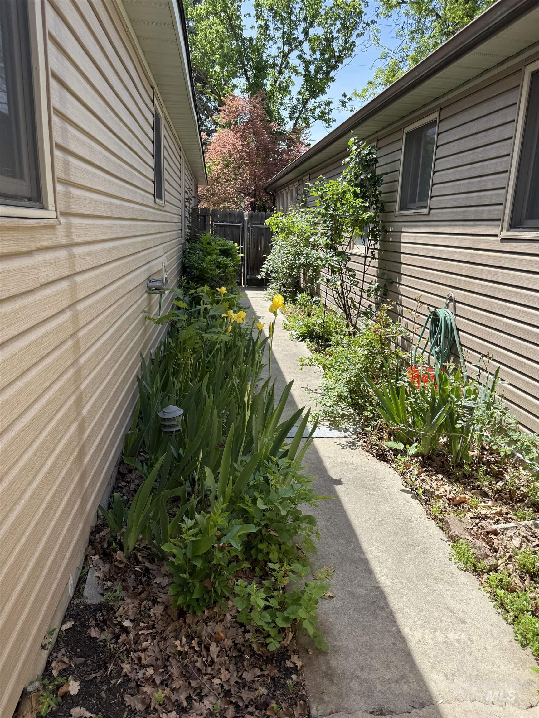 3809 W Kootenai Property Photo 20