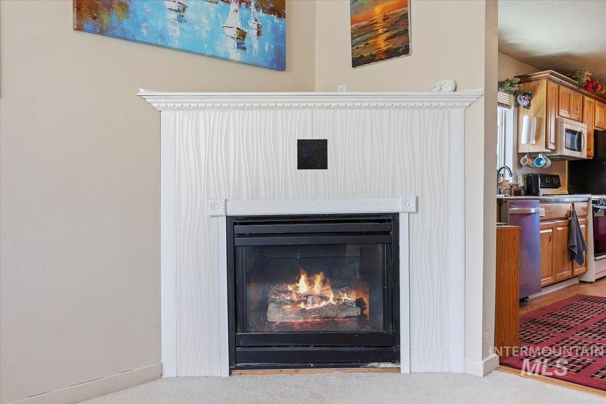 129 S Chestnut St Property Photo 8
