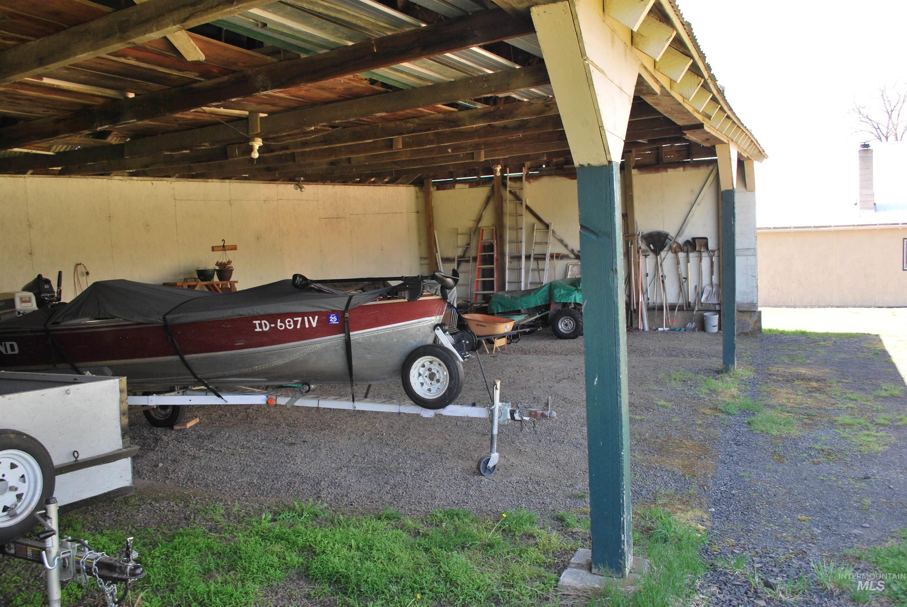 1514 Freeman Creek Rd. Property Photo 10