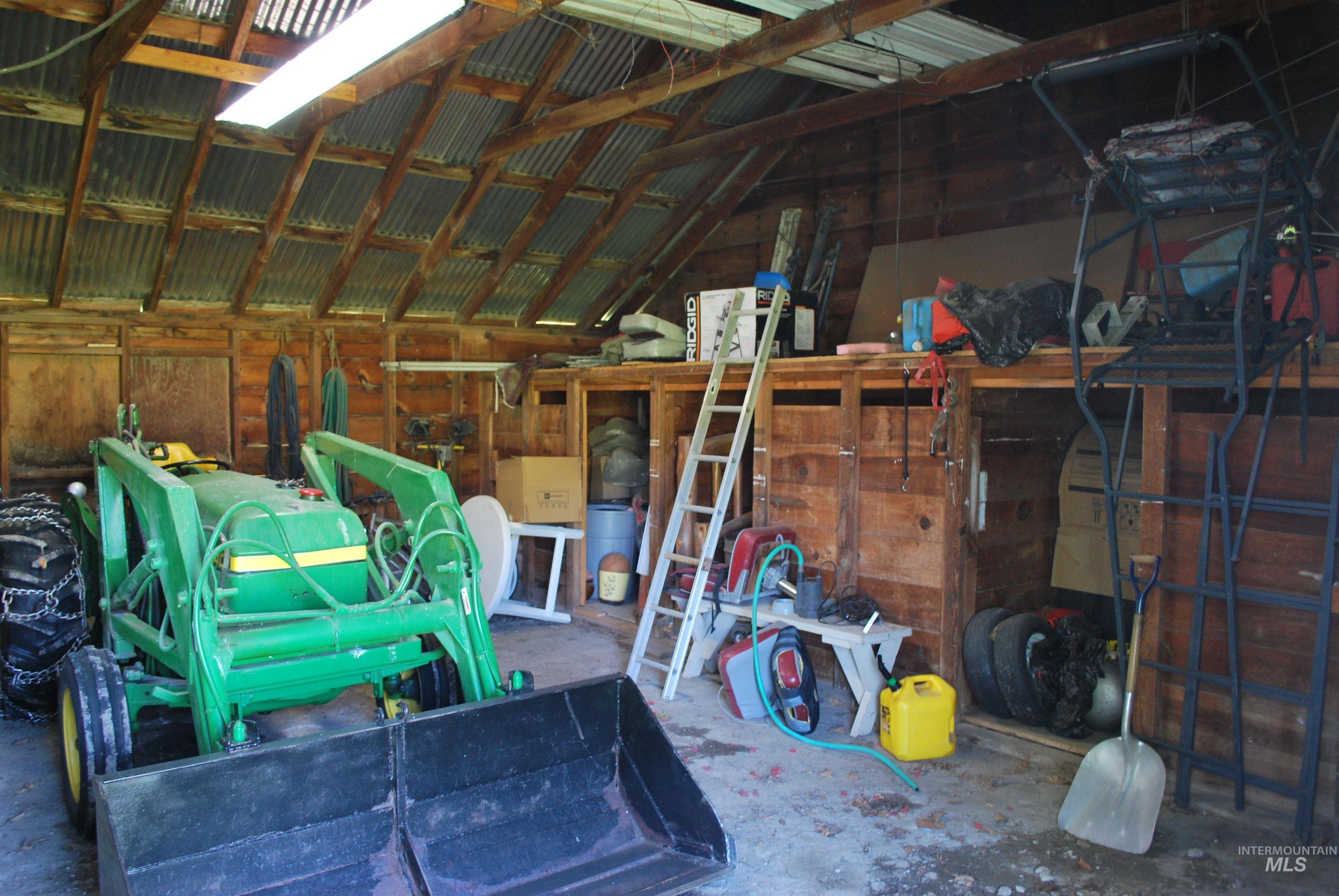 1514 Freeman Creek Rd. Property Photo 11