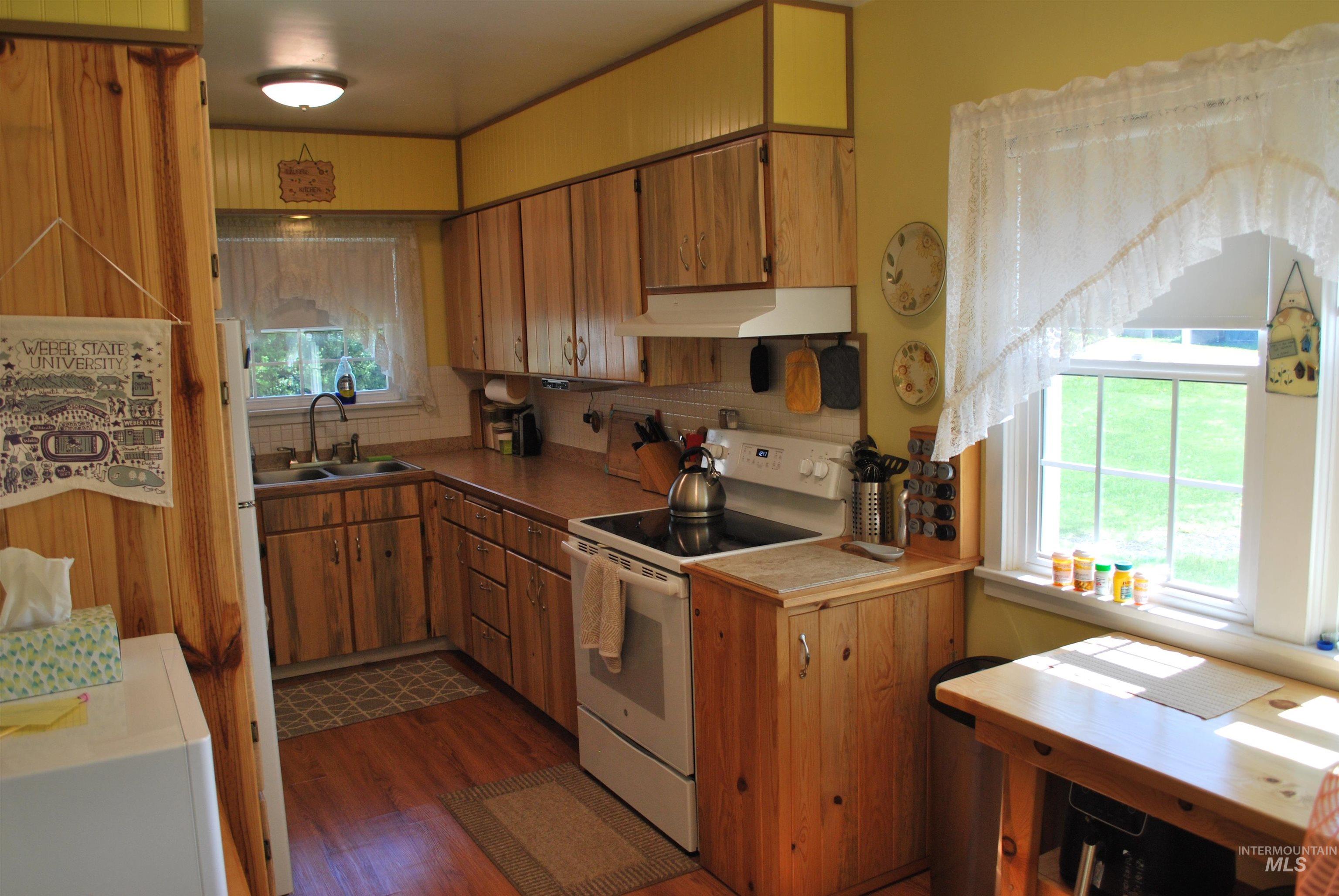 1514 Freeman Creek Rd. Property Photo 34