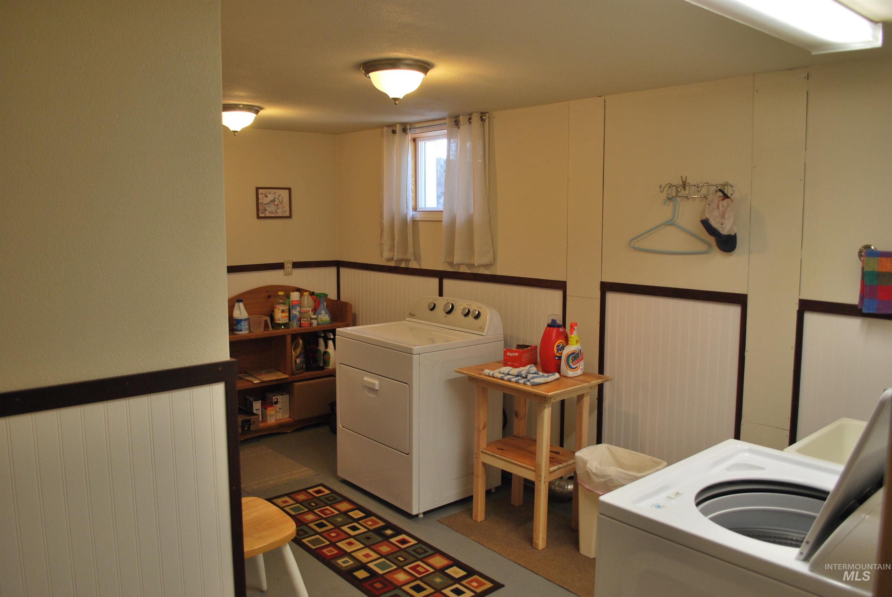 1514 Freeman Creek Rd. Property Photo 41