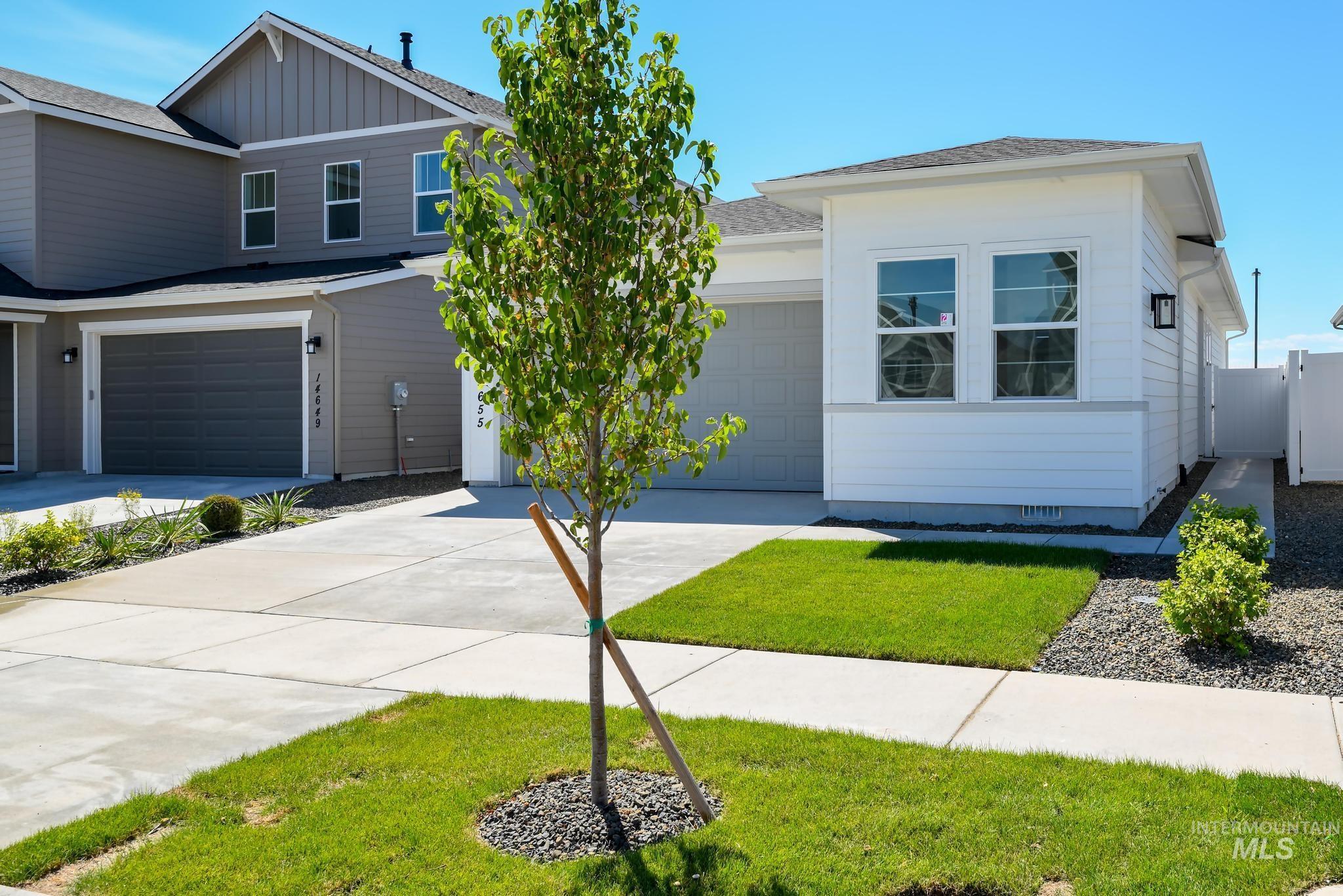 14655 Wing Spread Dr Property Photo 3