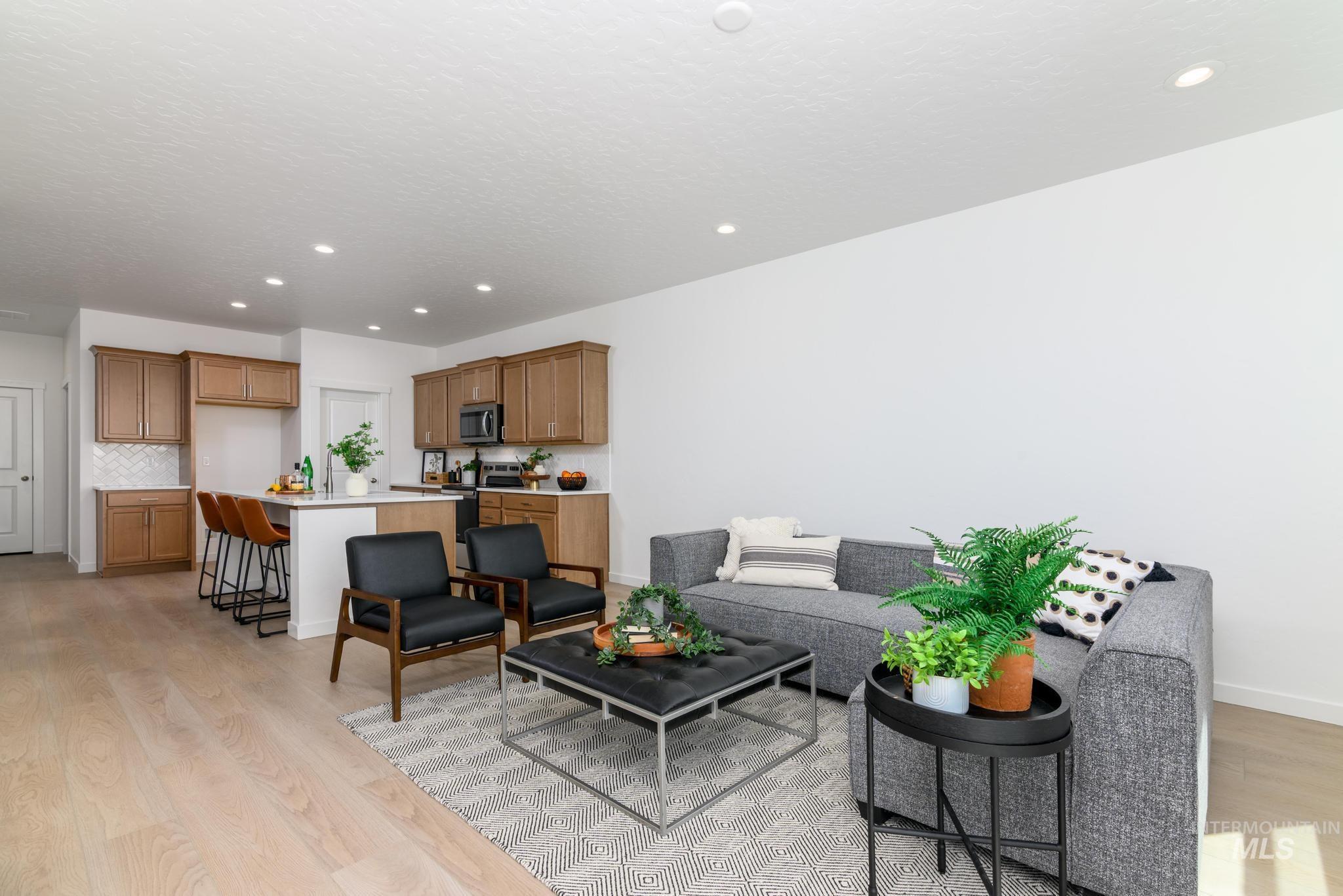 14655 Wing Spread Dr Property Photo 5