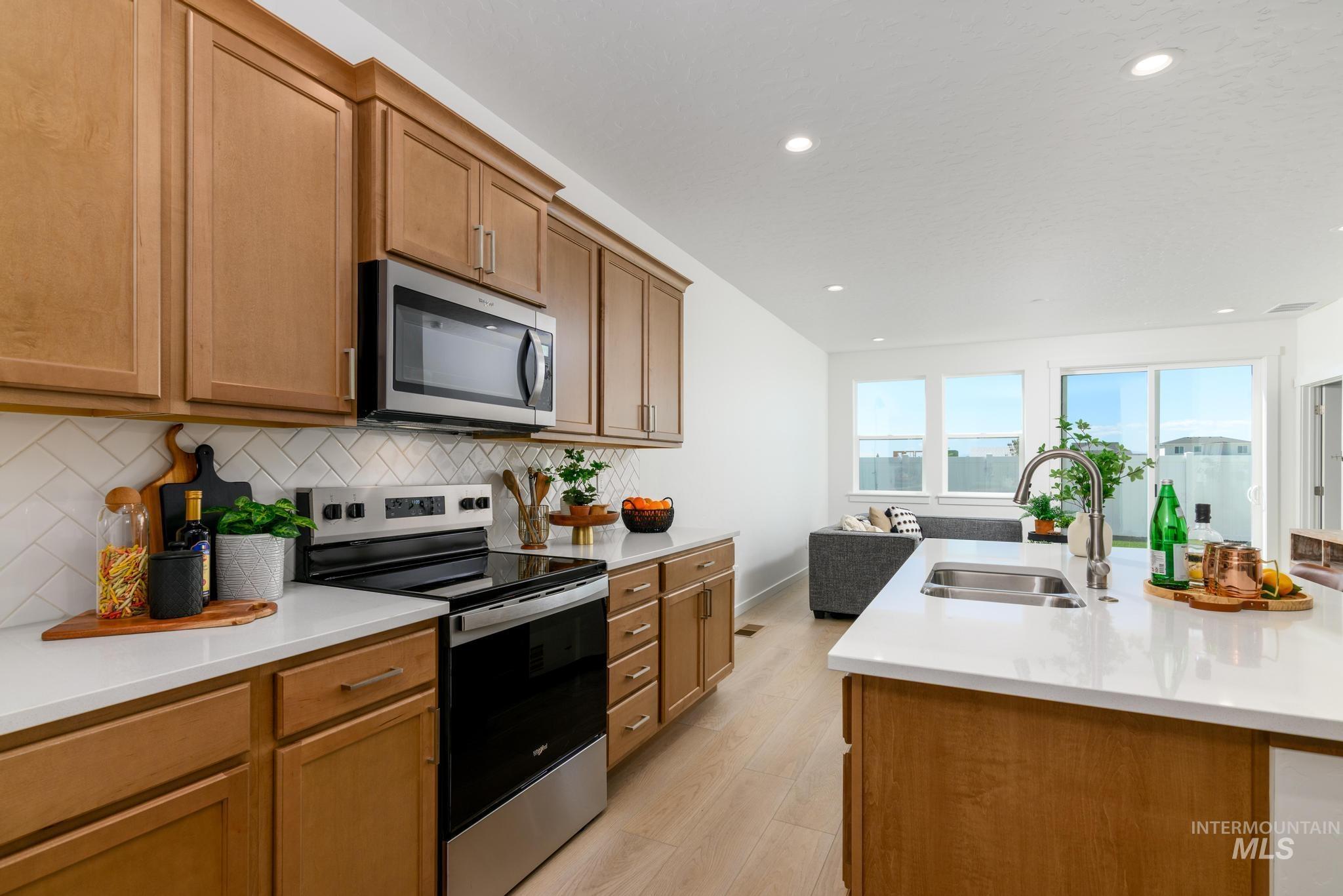 14655 Wing Spread Dr Property Photo 7