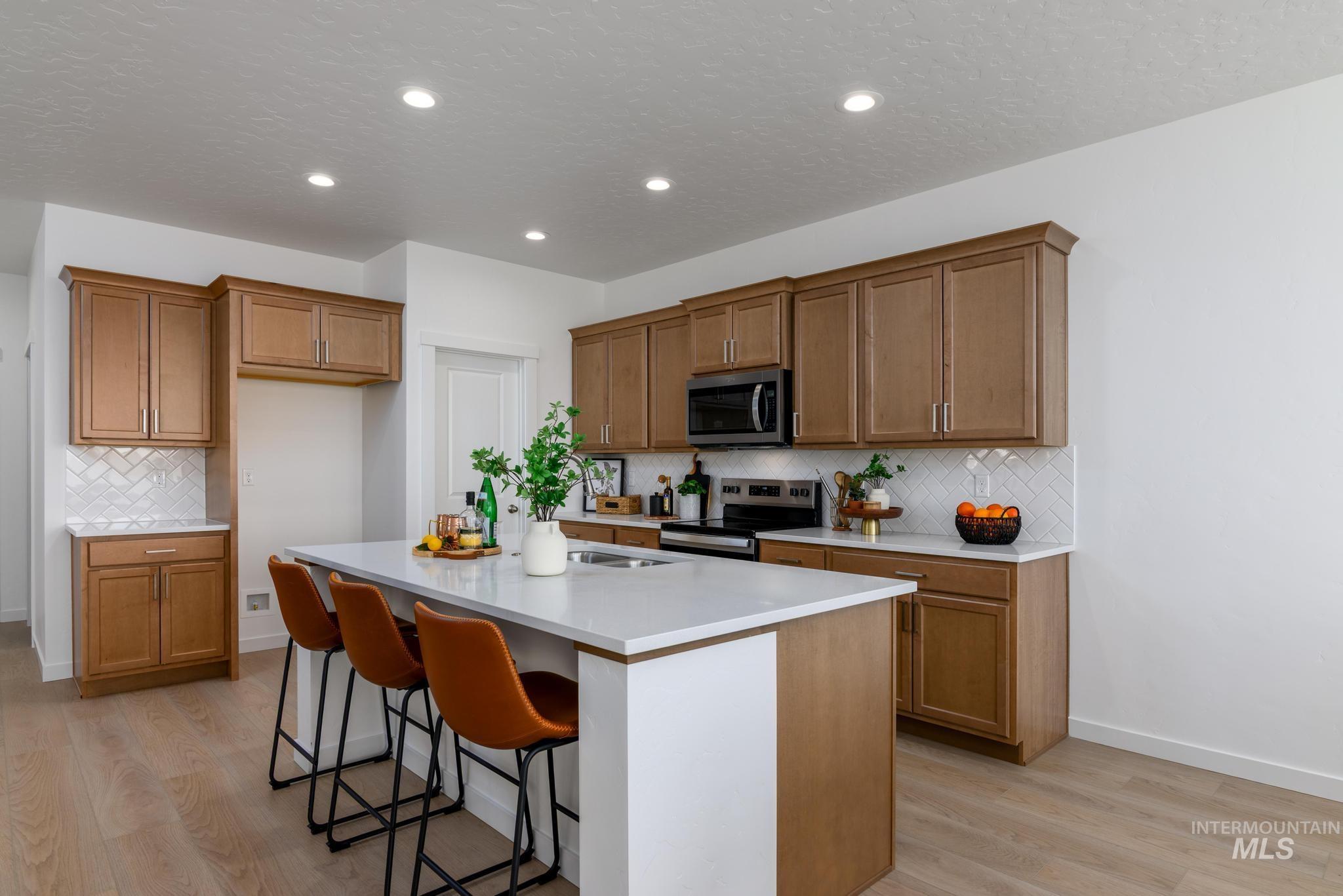 14655 Wing Spread Dr Property Photo 8